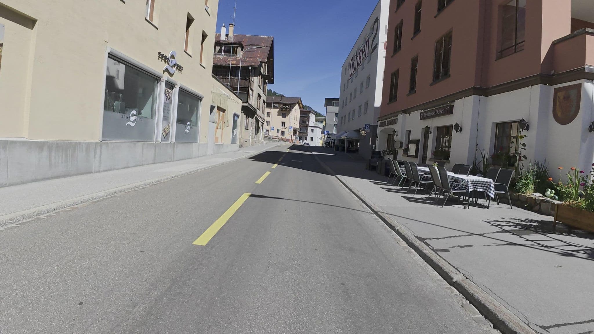 Street view near Hotel Ochsen, Davos — © Guzzi_Franze (CC BY-SA · Mapillary)