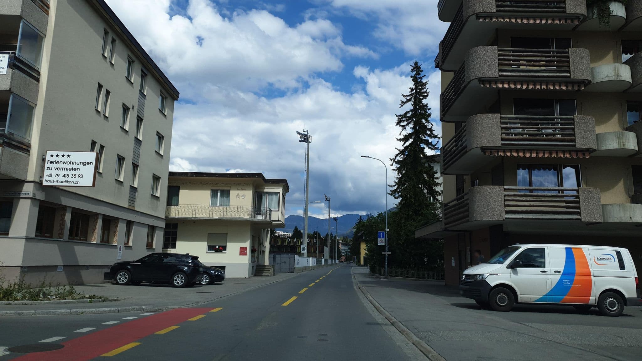 Street view near Talstrasse 24 - Nr 13 - Raimann, Davos — © jopparn (CC BY-SA · Mapillary)