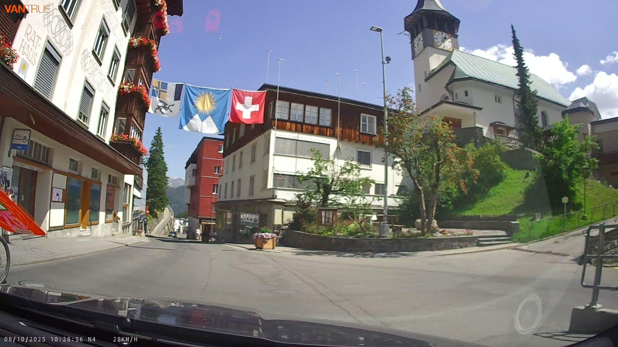 Street view near Bellavista AG Arosa, Arosa — © fcignat (CC BY-SA · Mapillary)