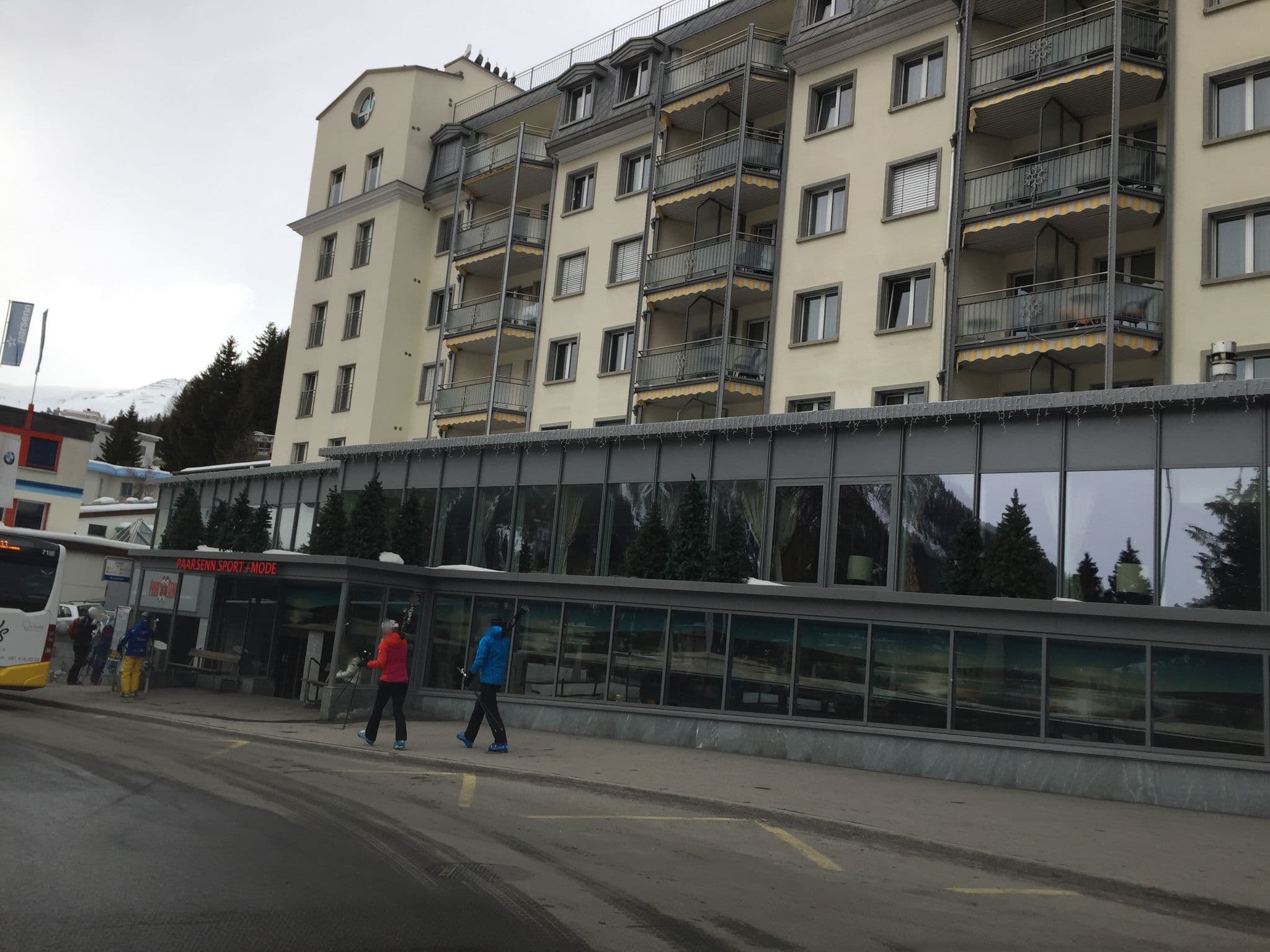 Street view near Hotel Seehof, Davos — © till (CC BY-SA · Mapillary)