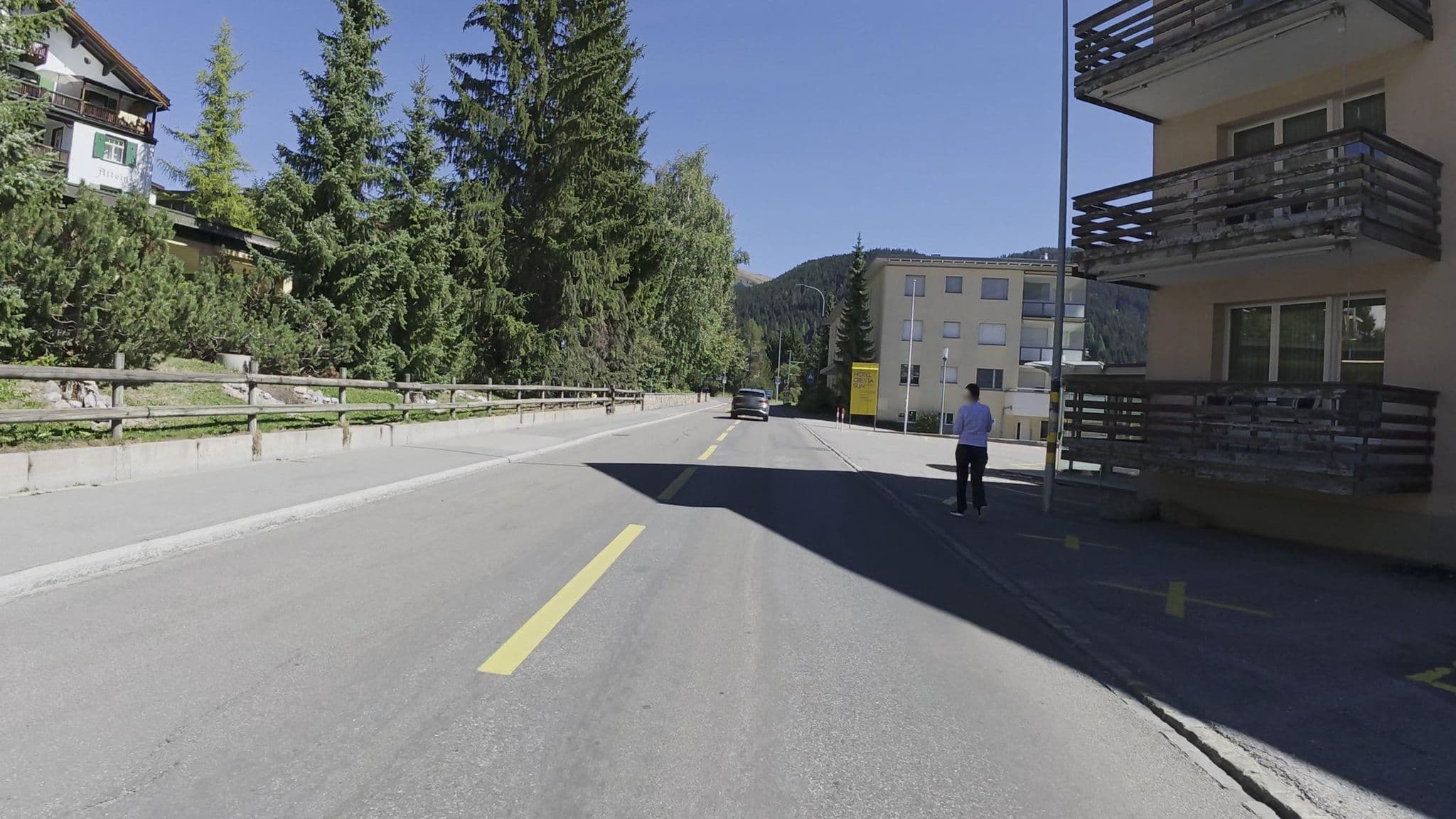 Street view near Hotel Cresta Sun Davos, Davos — © Guzzi_Franze (CC BY-SA · Mapillary)