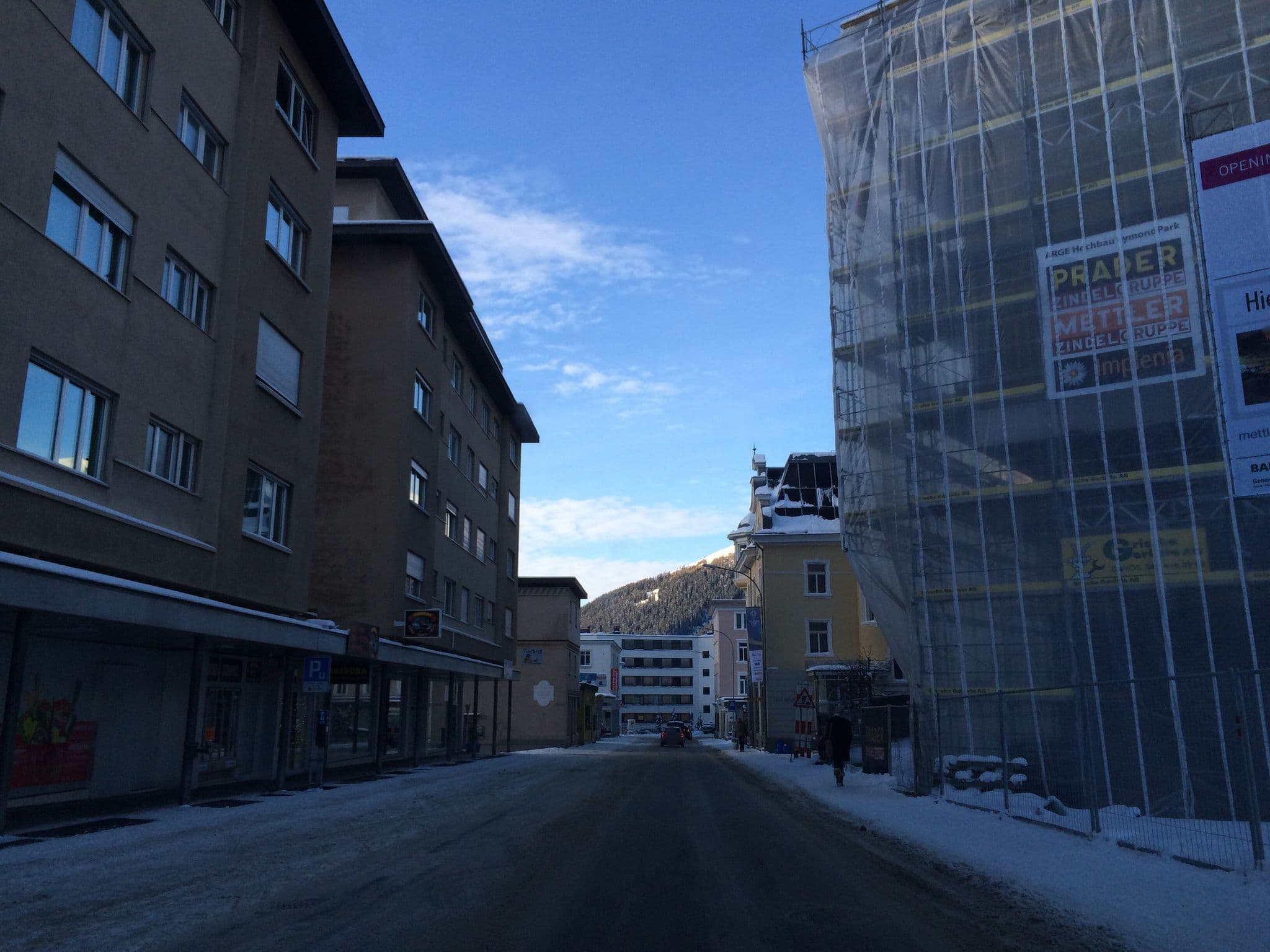 Street view near Apartment Regina, Davos — © jesolem (CC BY-SA · Mapillary)
