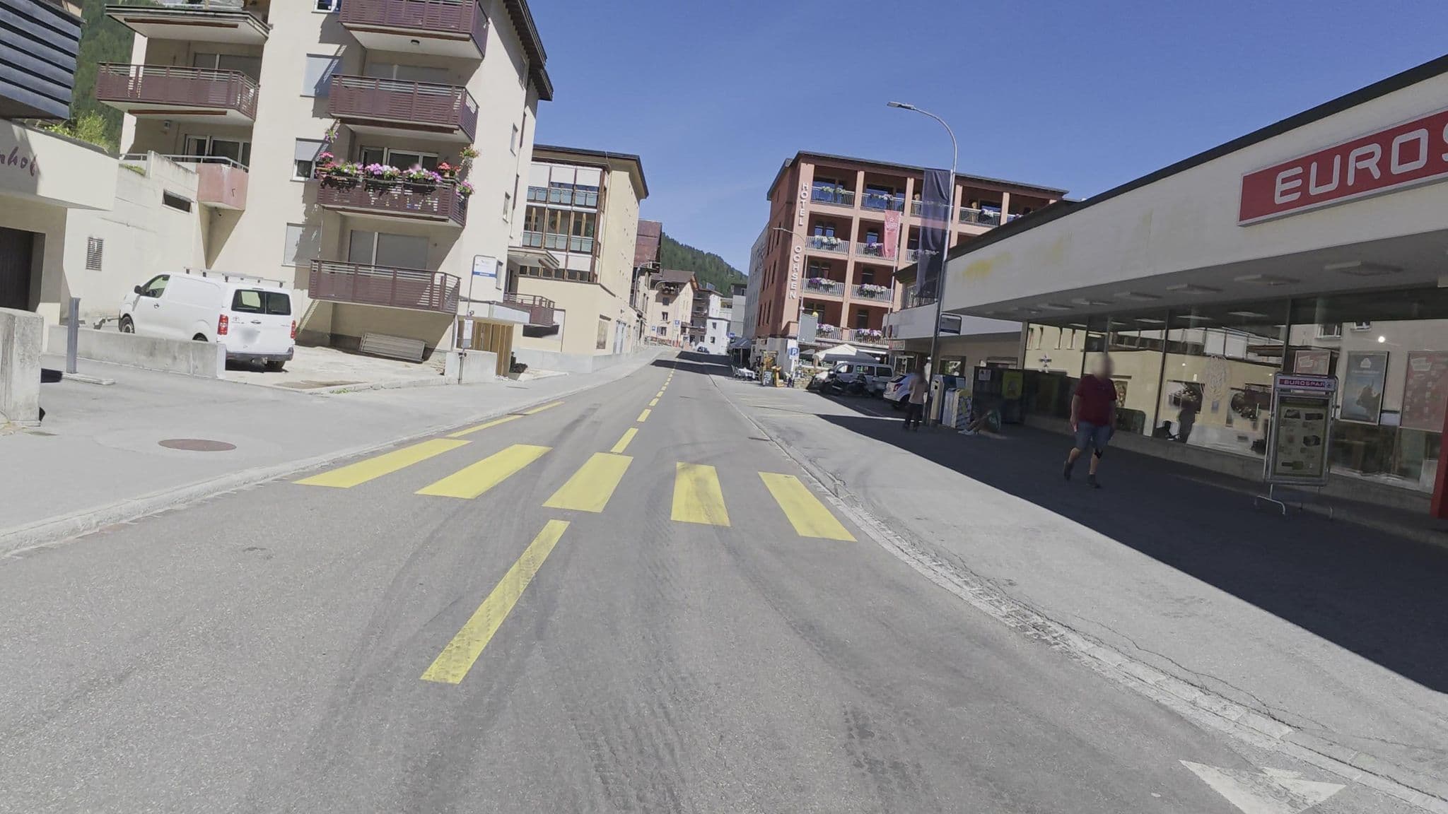 Street view near Haus QUELLENHOF, Davos — © Guzzi_Franze (CC BY-SA · Mapillary)