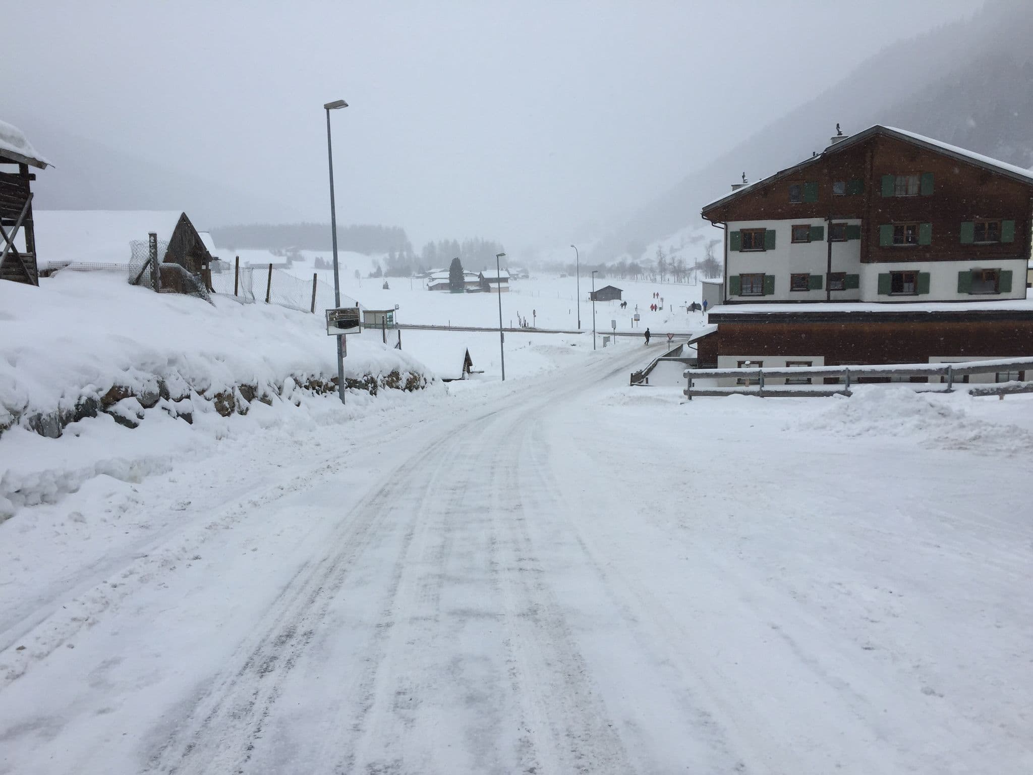 Street view near Fopp Paul, Davos — © till (CC BY-SA · Mapillary)