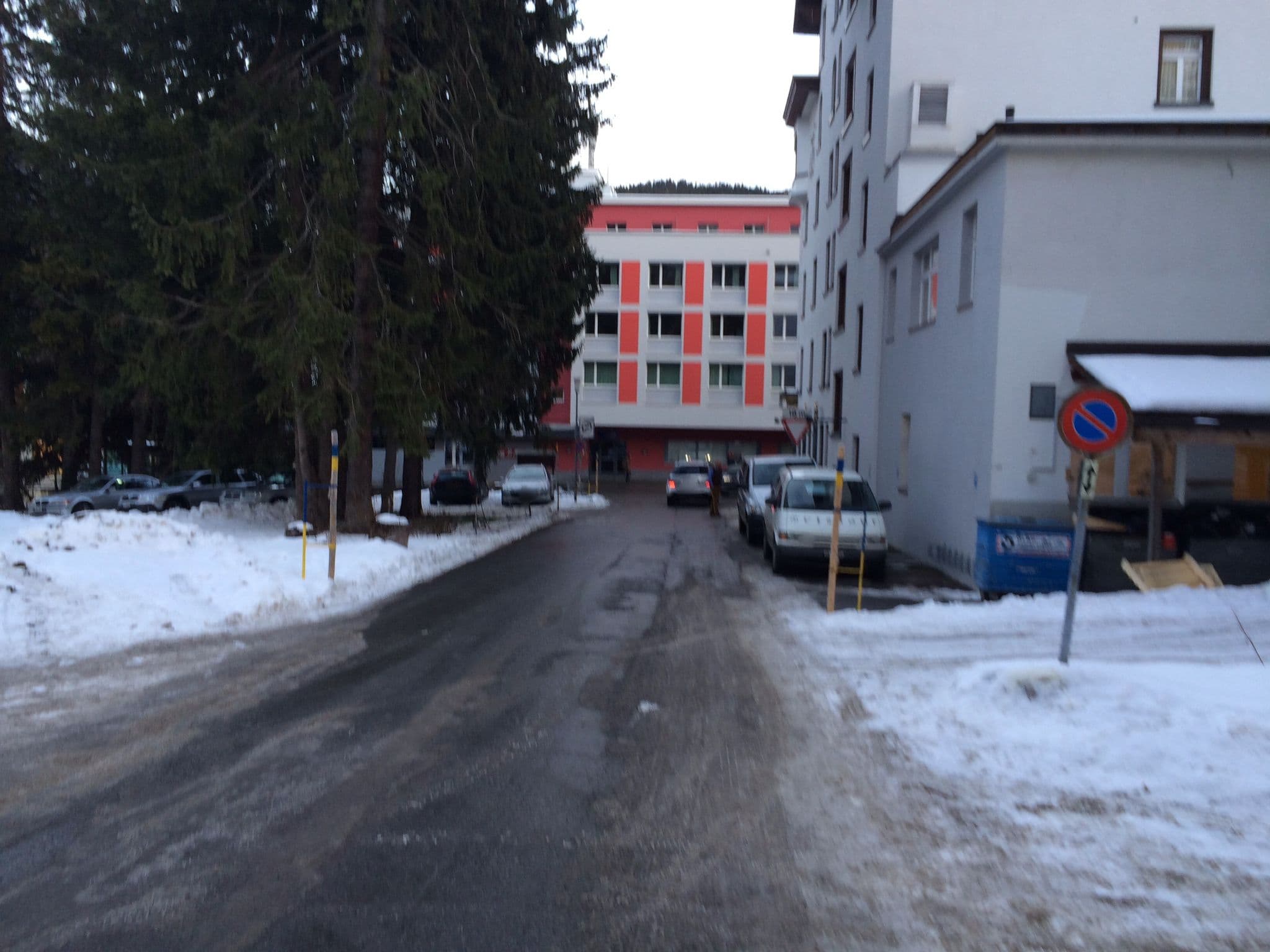 Street view near Hotel Meierhof Davos, Davos — © jesolem (CC BY-SA · Mapillary)
