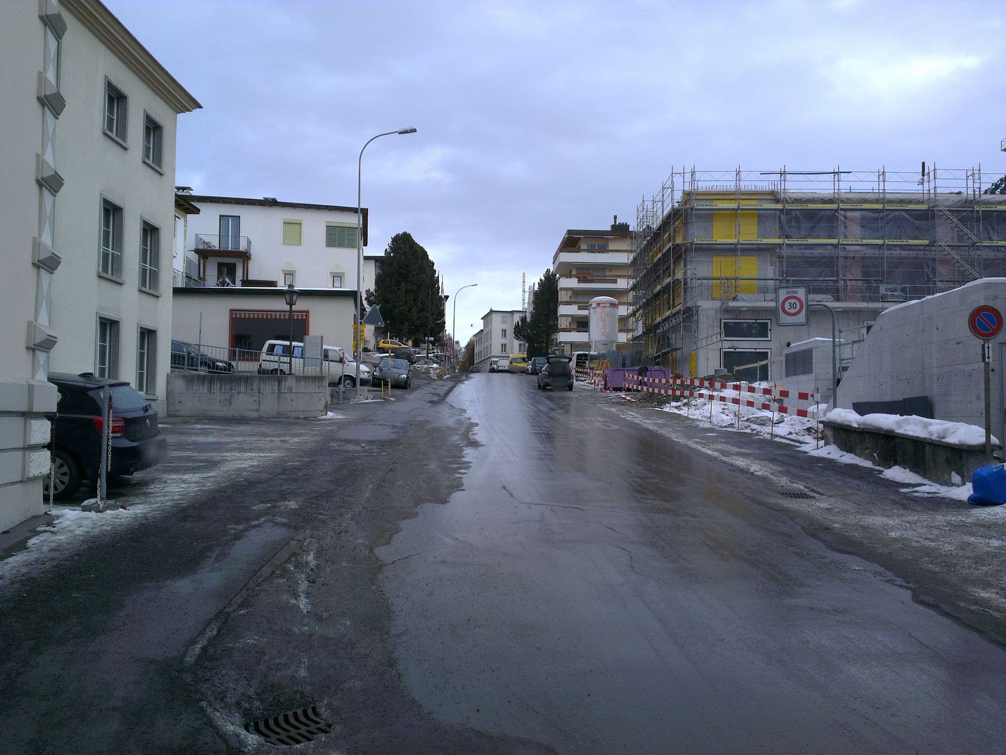 Street view near Arabella Hotel AG, Davos — © jesolem (CC BY-SA · Mapillary)