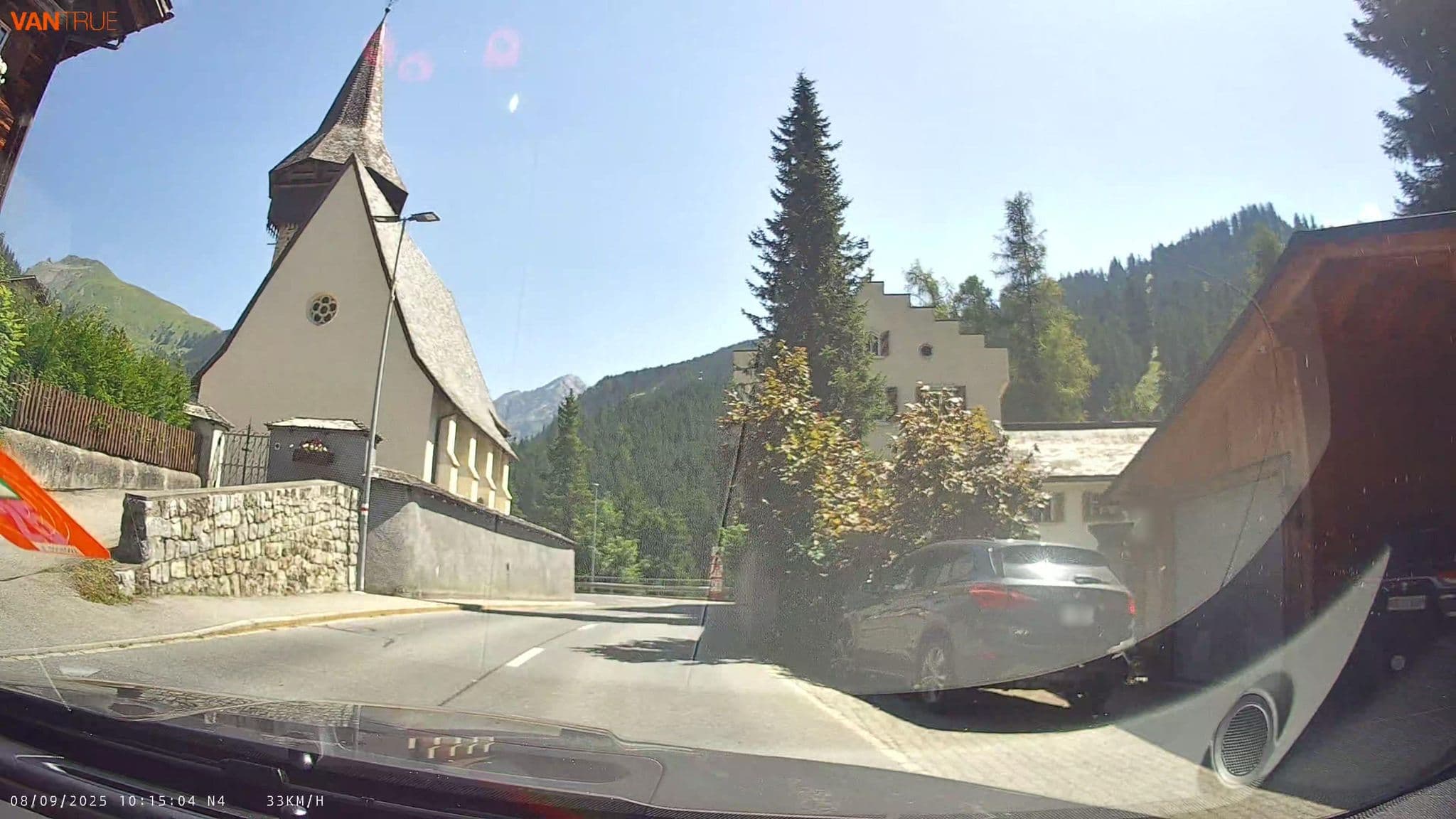 Street view near Apartment Turmzimmer, Arosa — © fcignat (CC BY-SA · Mapillary)