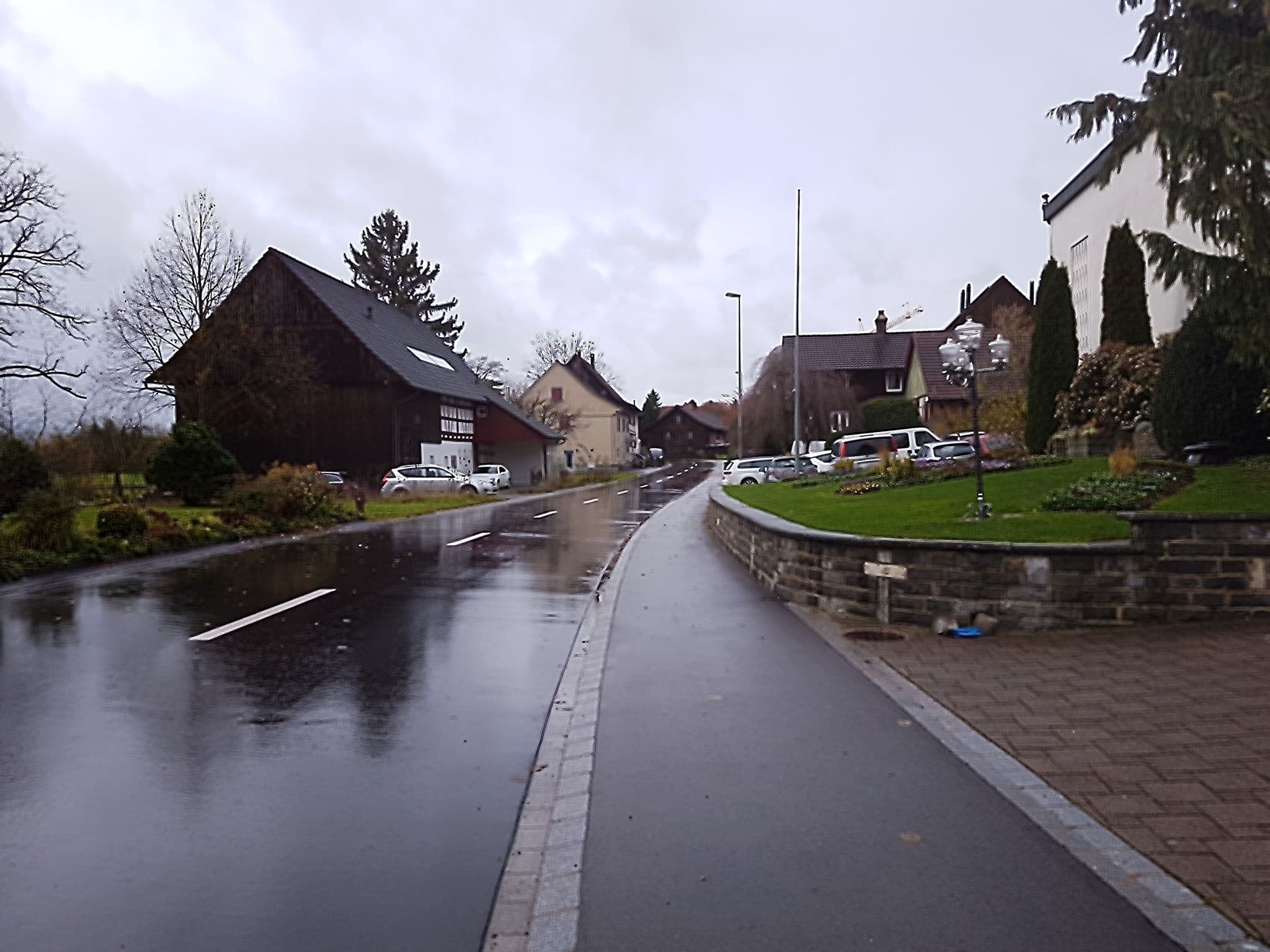 Street view near Haus St. Michael, Uttwil — © himmelbuerger (CC BY-SA · Mapillary)