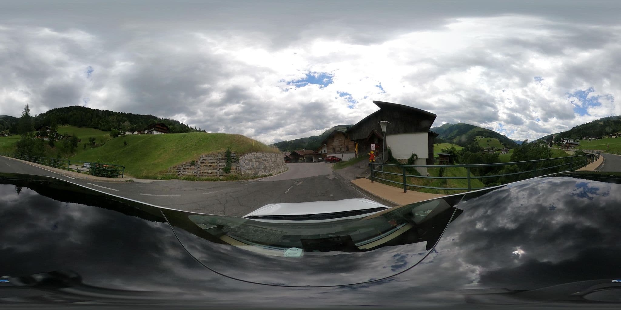 Street view near Ferienhaus Wassermühle, Tristach — © peterleth (CC BY-SA · Mapillary)