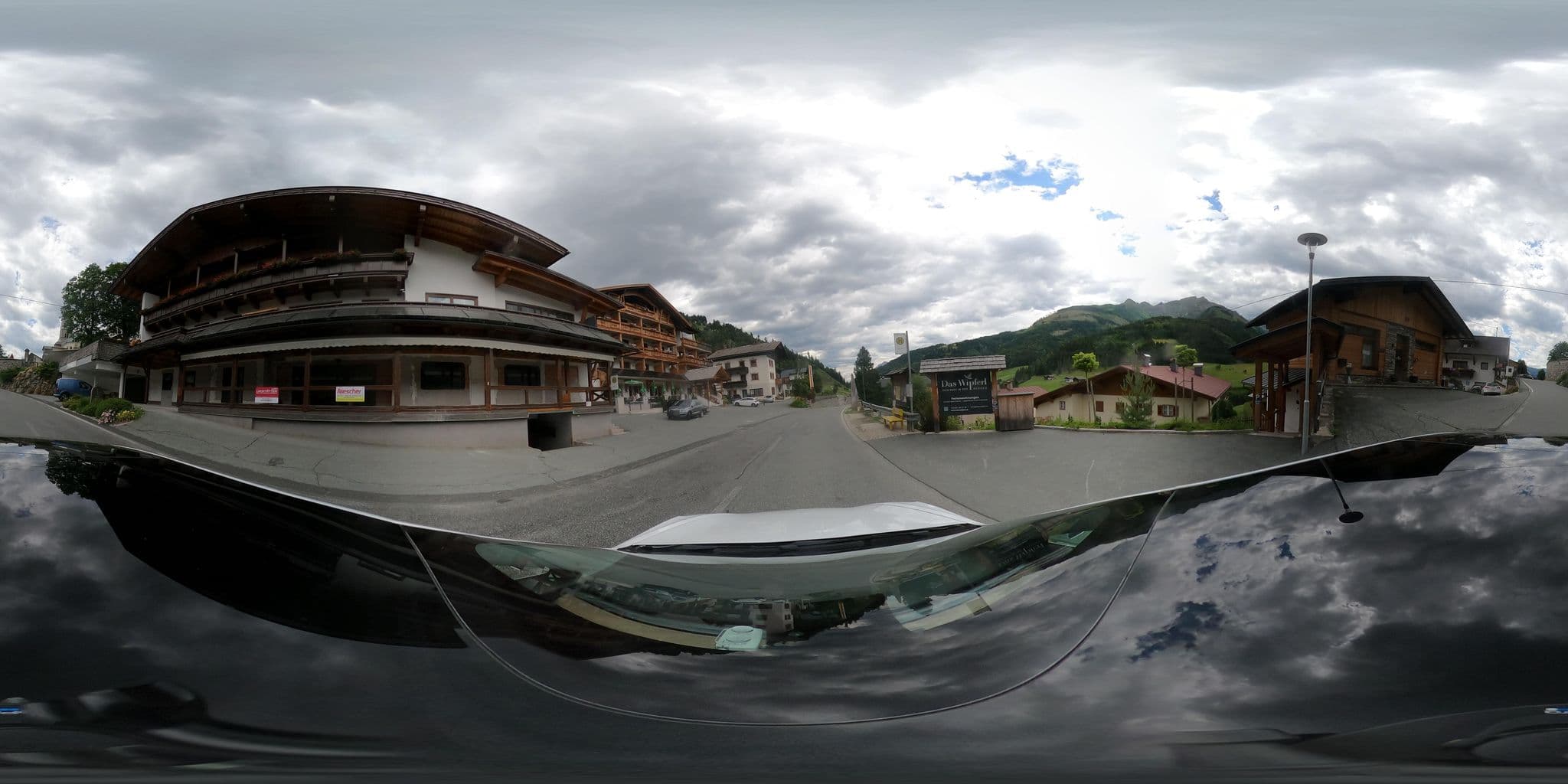 Street view near Ferienwohnungen Ferienhauser Prunster, Tristach — © peterleth (CC BY-SA · Mapillary)
