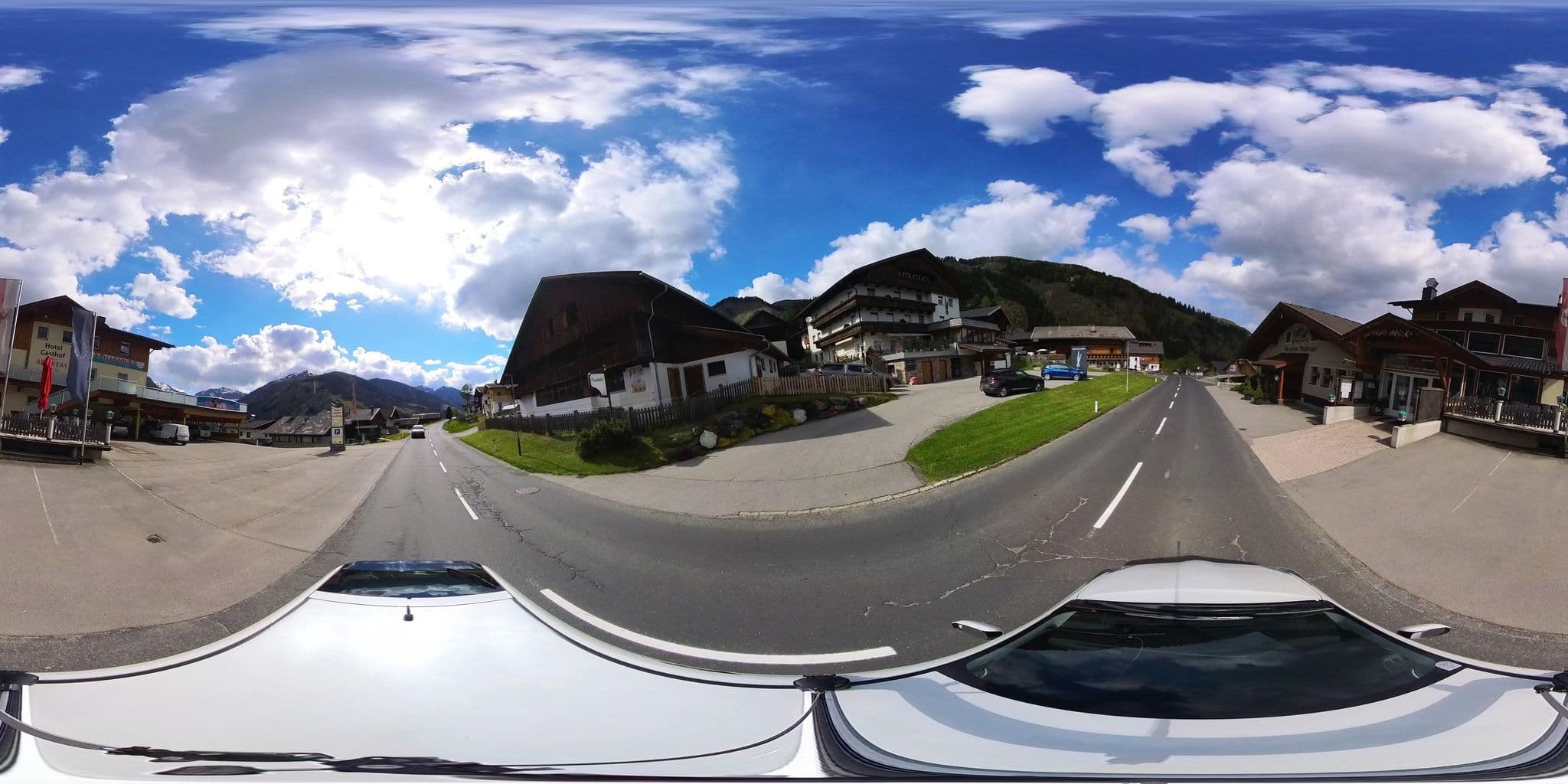 Street view near Bauernhof Oswalder, Sillian — © osmplus_org (CC BY-SA · Mapillary)