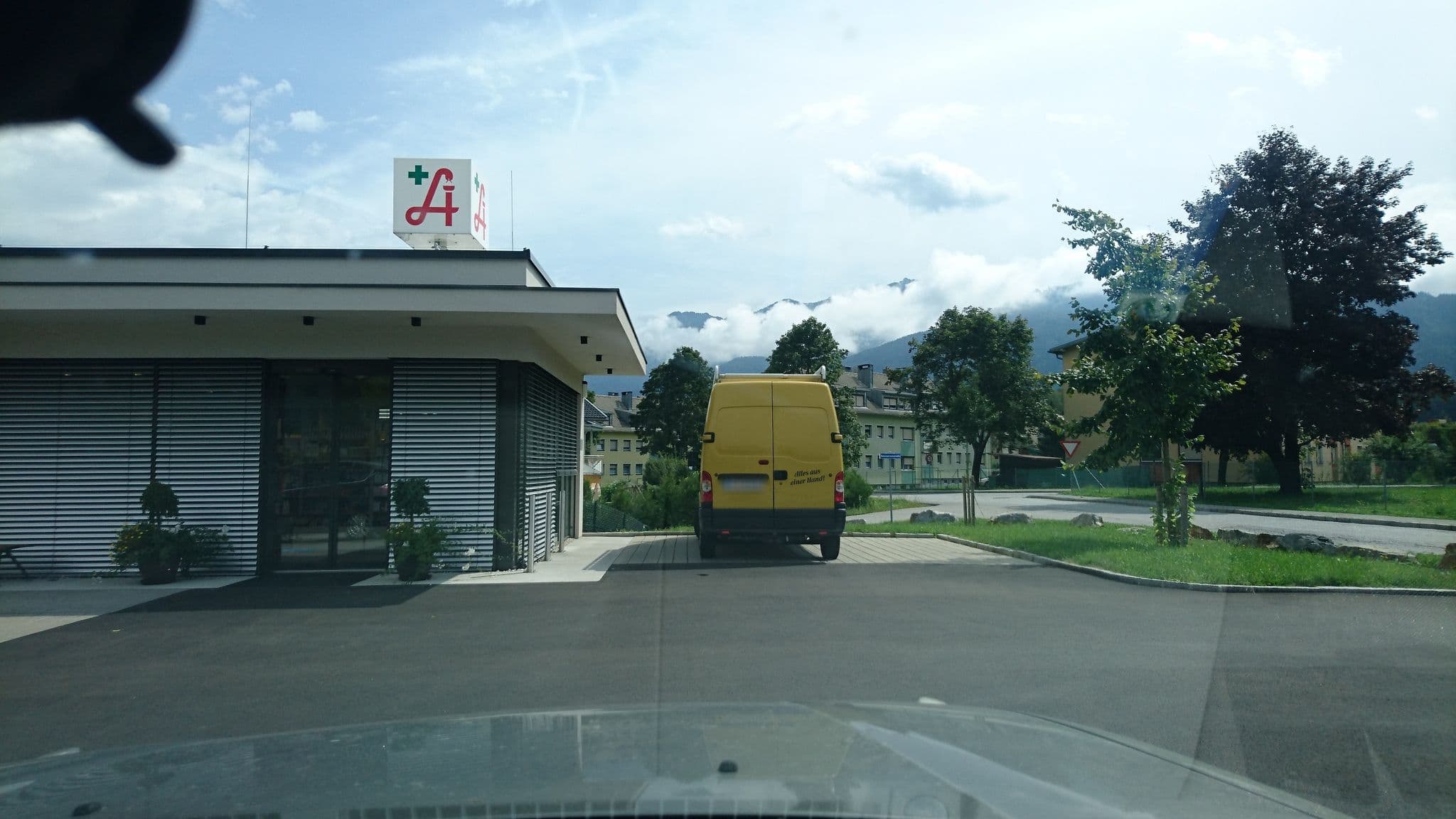 Street view near Wilhelm Kobuaritsch, Fürnitz — © voschix (CC BY-SA · Mapillary)