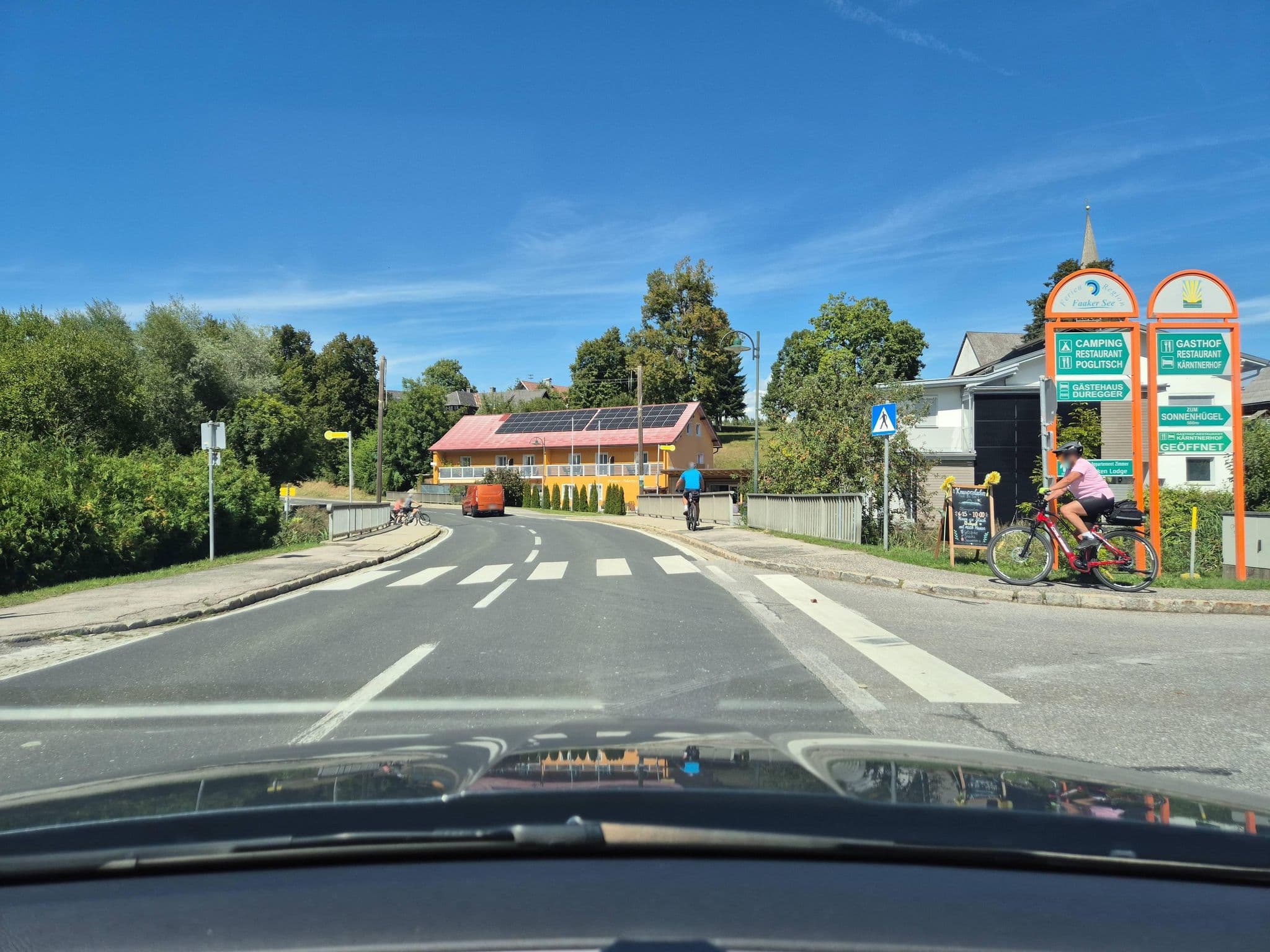 Street view near Gaestehaus Walpurga, Faak am See — © schermy_at (CC BY-SA · Mapillary)