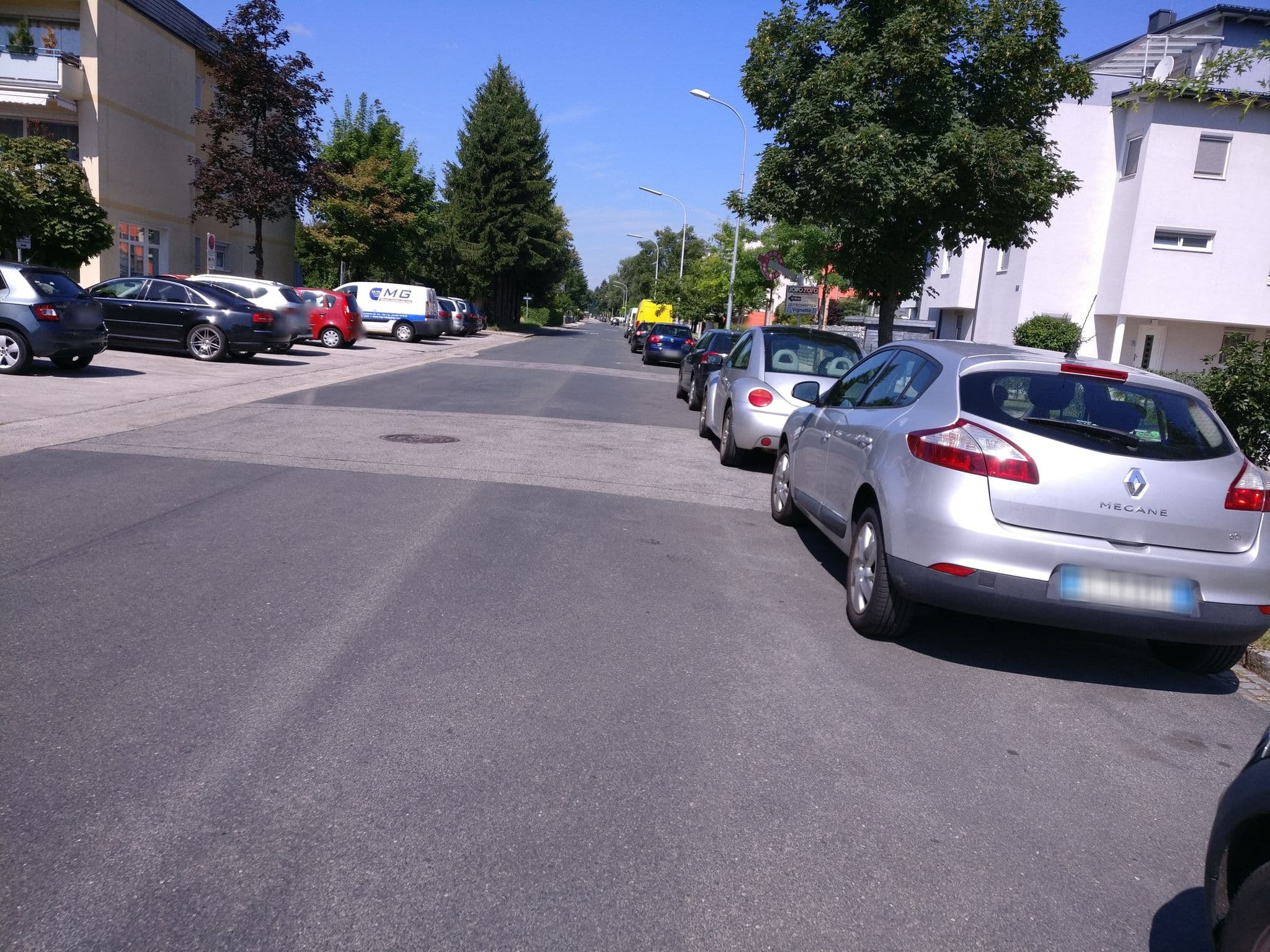 Street view near Ferienwohnungen Klagenfurt, Sankt Martin — © CaptainPopcorn (CC BY-SA · Mapillary)