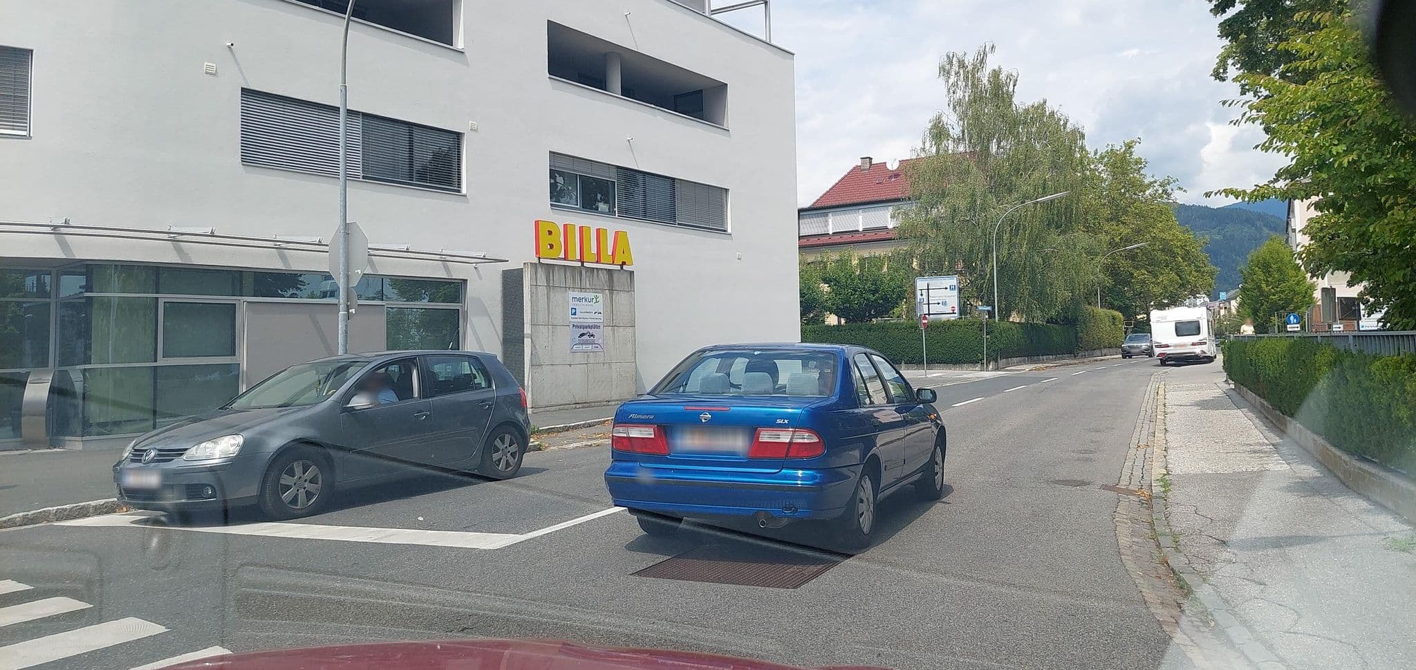 Street view near Energieverwertung der Therme Blumau GmbH & Co, Villach — © gzin (CC BY-SA · Mapillary)
