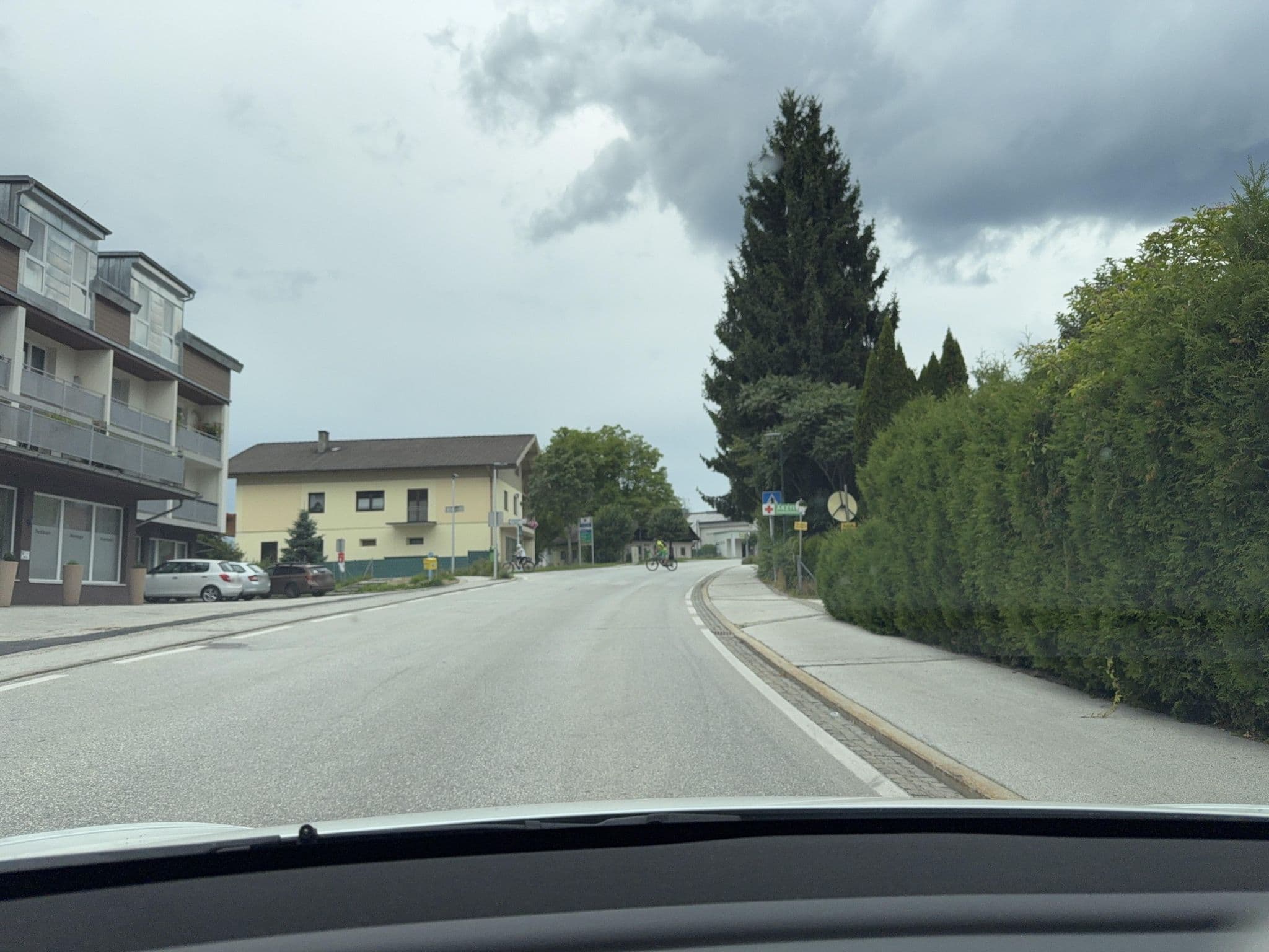 Street view near Landhaus Schieflingerhof, Velden am Wörther See — © ottor (CC BY-SA · Mapillary)