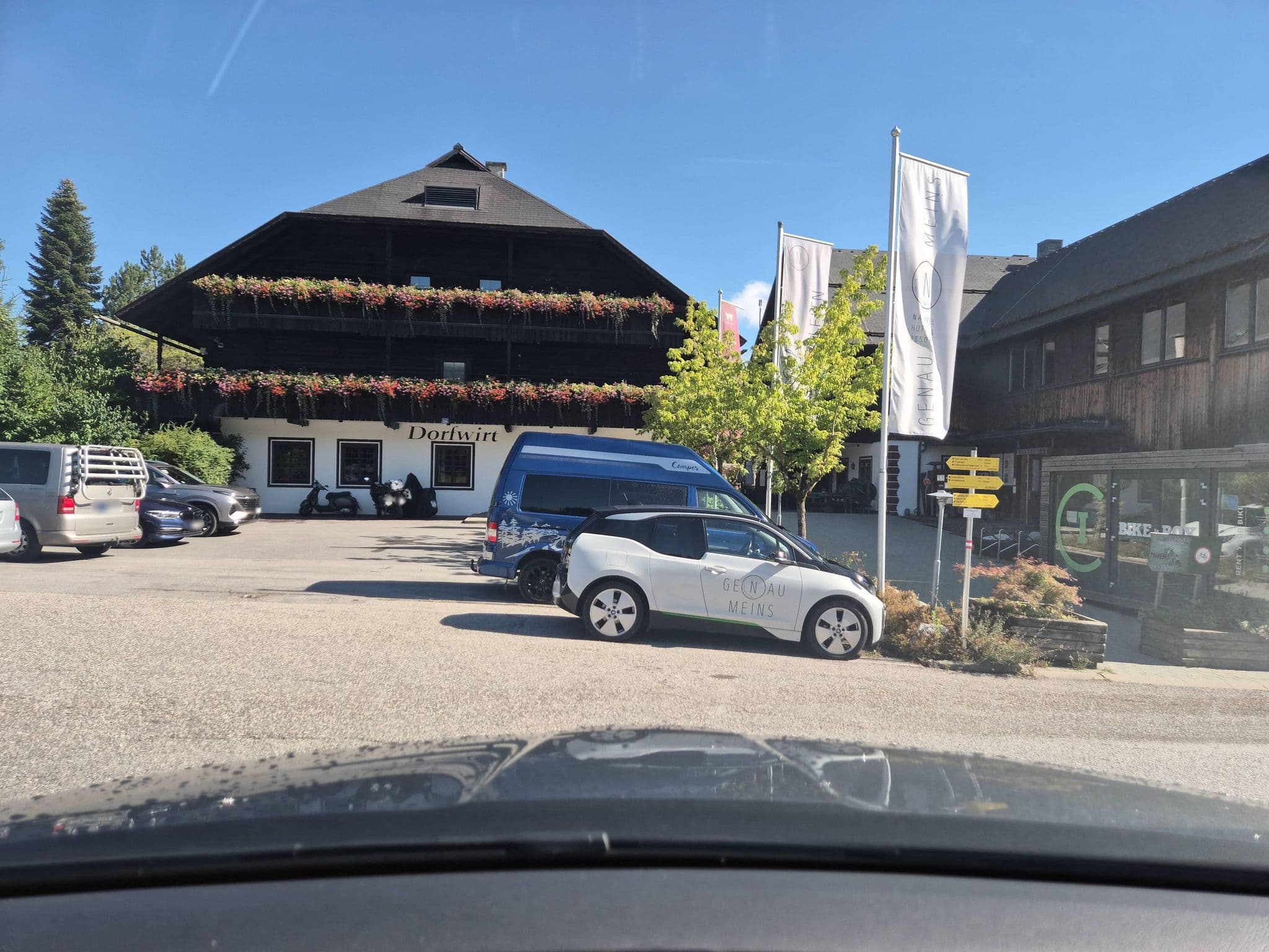 Street view near Naturel Hotels & Resorts GmbH, Faak am See — © schermy_at (CC BY-SA · Mapillary)