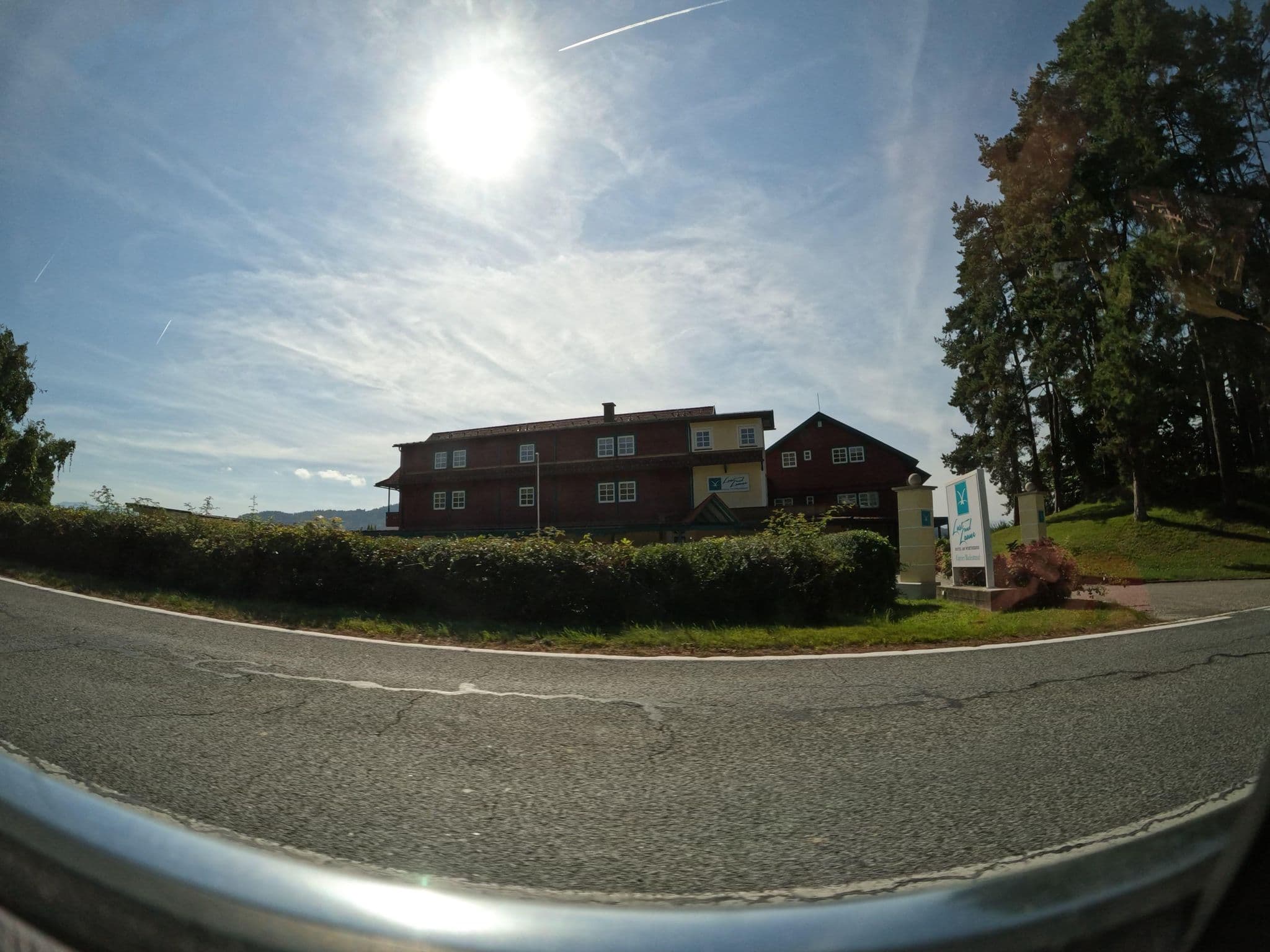 Street view near Striedinger, Pörtschach am Wörthersee — © erias (CC BY-SA · Mapillary)