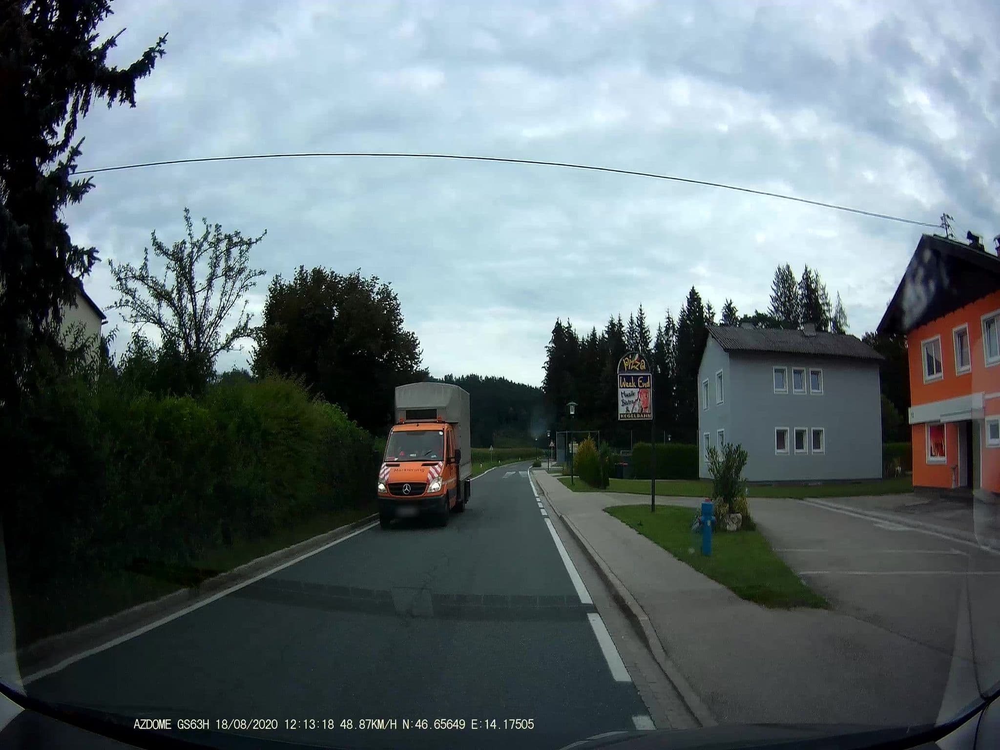 Street view near Kegelbahnen Weekend, Moosburg — © stefan147 (CC BY-SA · Mapillary)