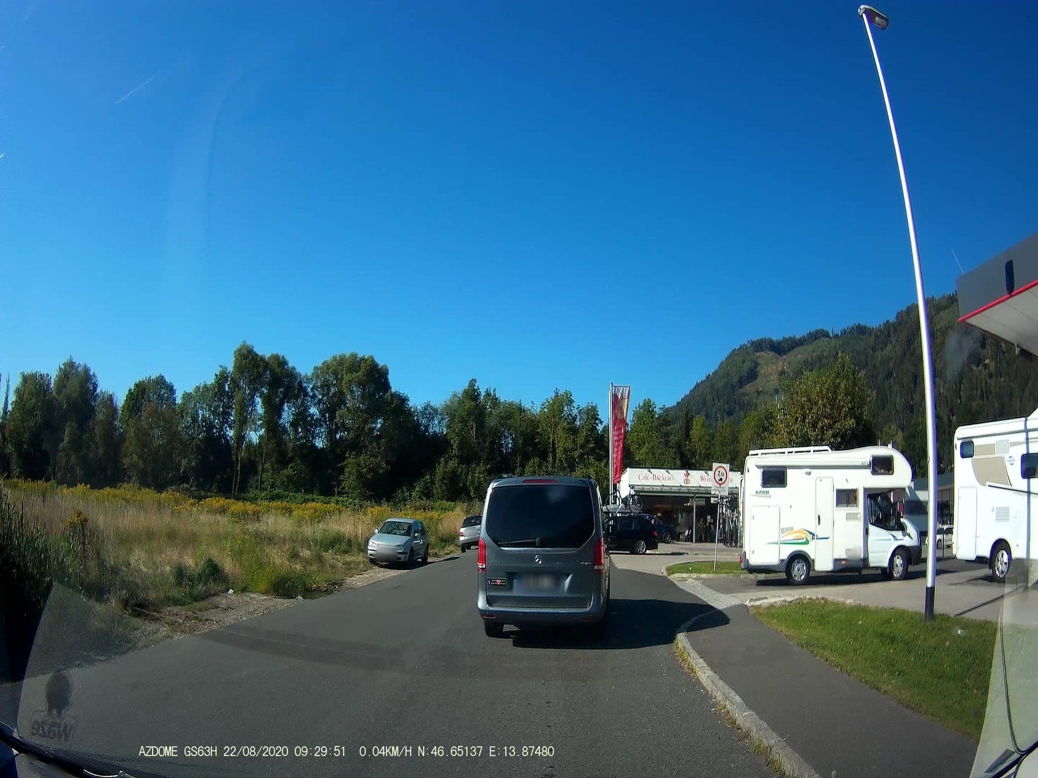Street view near Seminarhotel eduCARE Treffen/Villach, Landskron — © stefan147 (CC BY-SA · Mapillary)