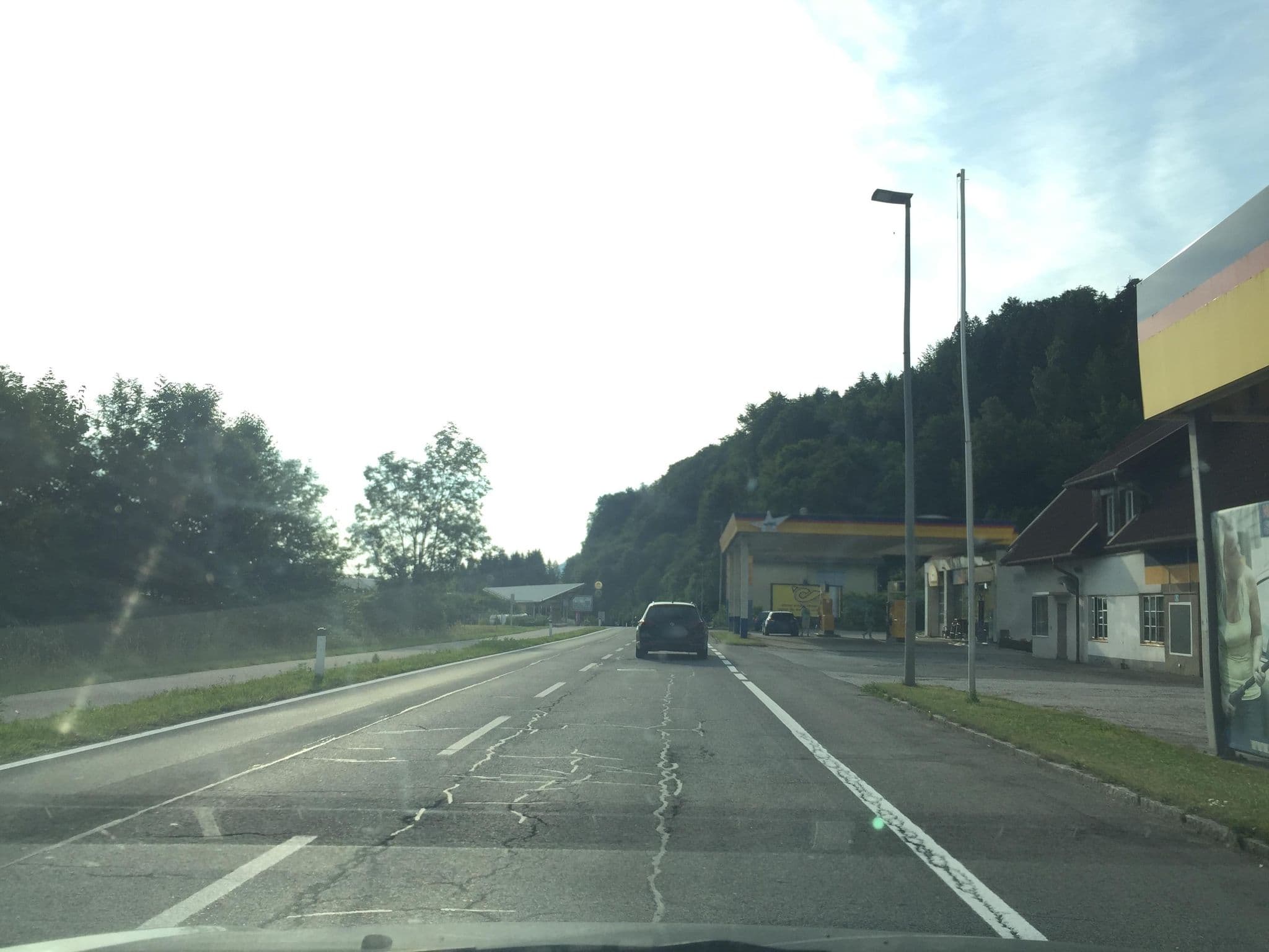 Street view near Motel Podesser, Arnoldstein — © igorzo (CC BY-SA · Mapillary)