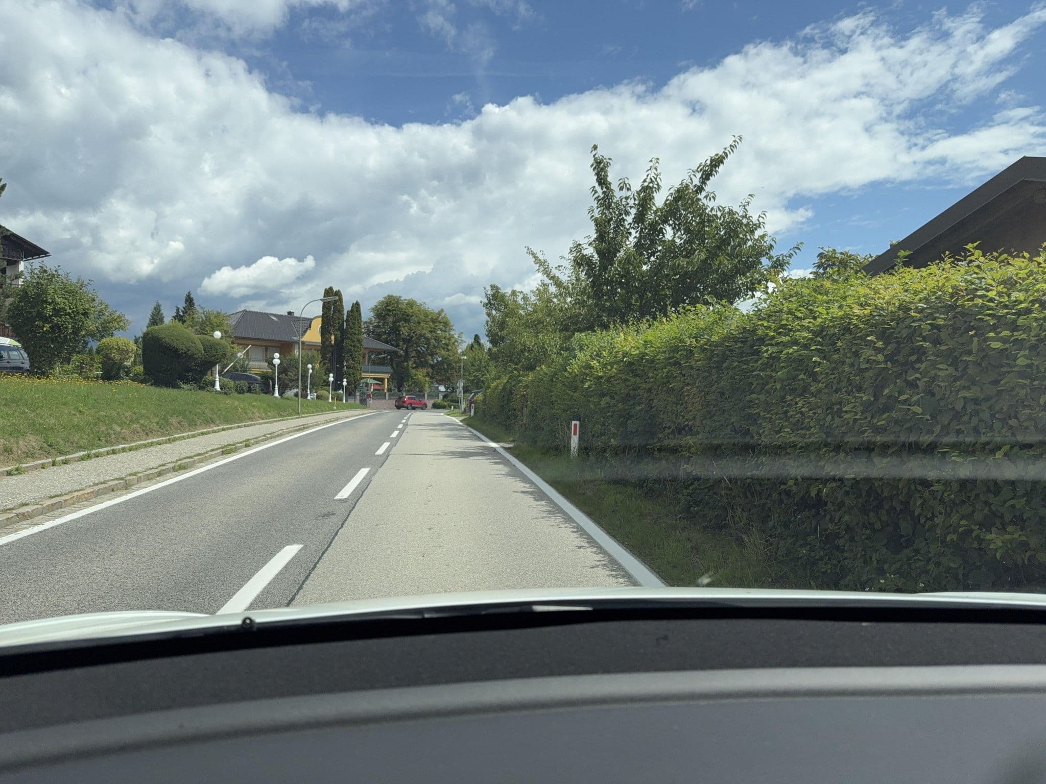 Street view near Apartmenthaus Karl Und Anna Samonig, Faak am See — © ottor (CC BY-SA · Mapillary)