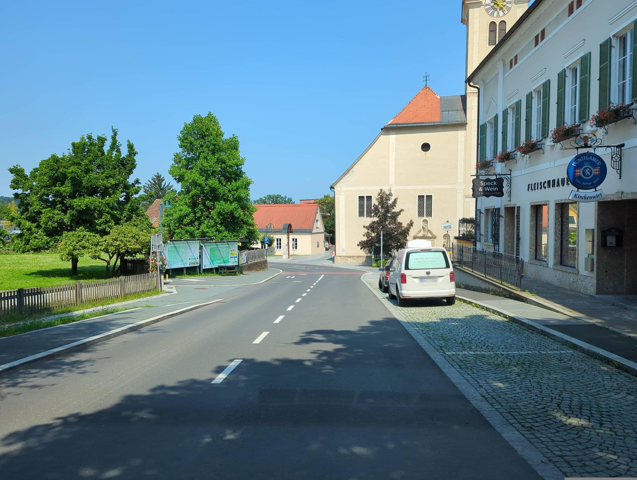 Street view near Hasewend's Kirchenwirt, Eibiswald — © djpixel (CC BY-SA · Mapillary)