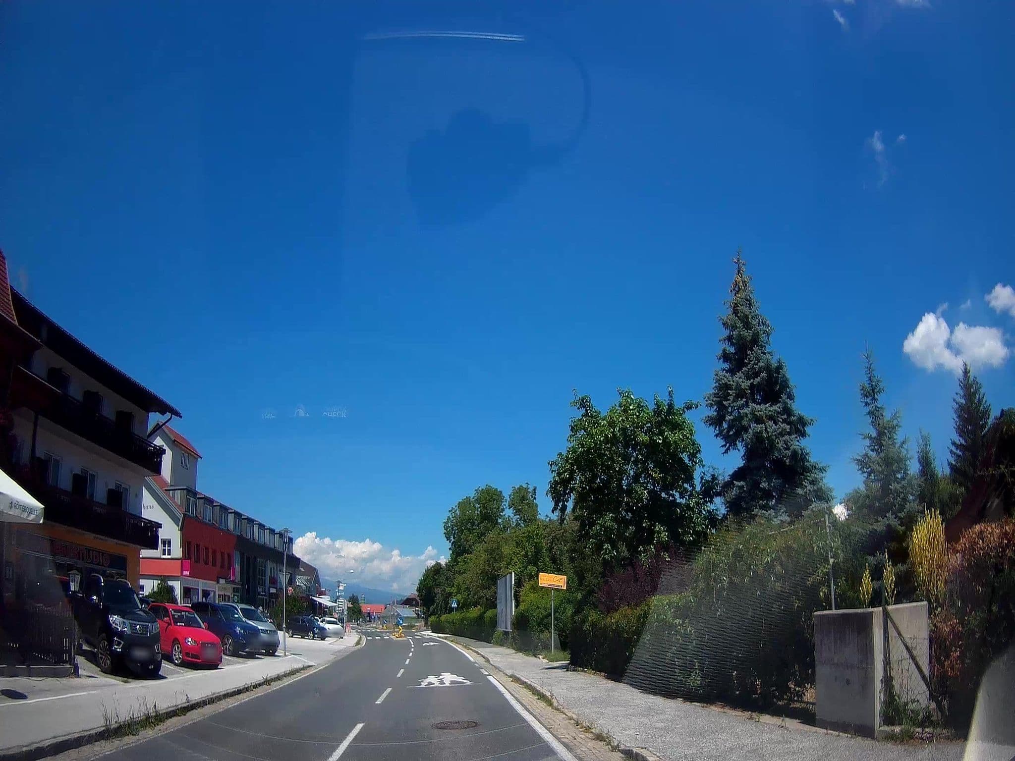 Street view near Gasthaus Rößlwirt, Bleiburg/Pliberk — © fuchserl (CC BY-SA · Mapillary)
