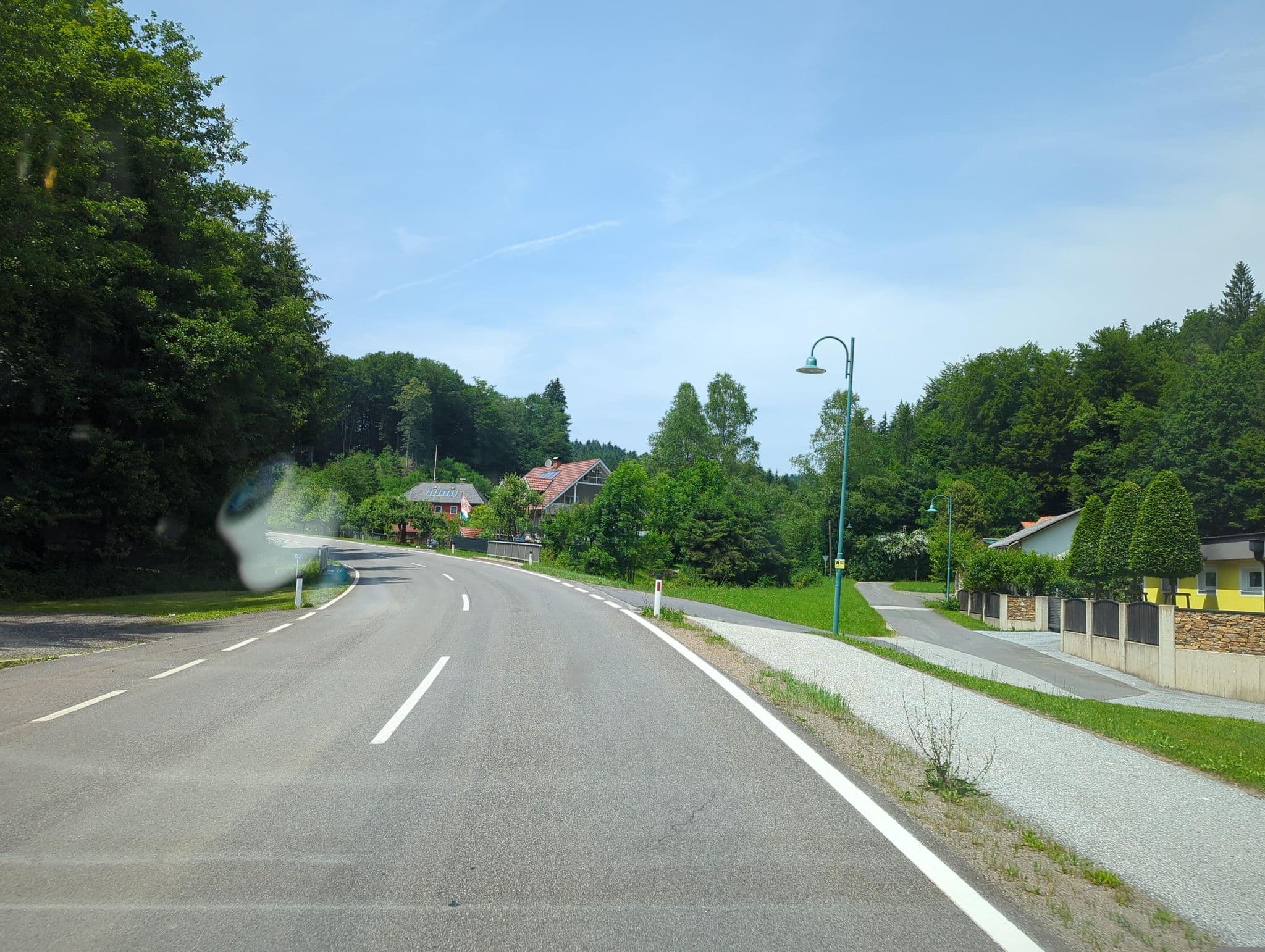 Street view near Landgasthof Bachseppl, Eibiswald — © djpixel (CC BY-SA · Mapillary)