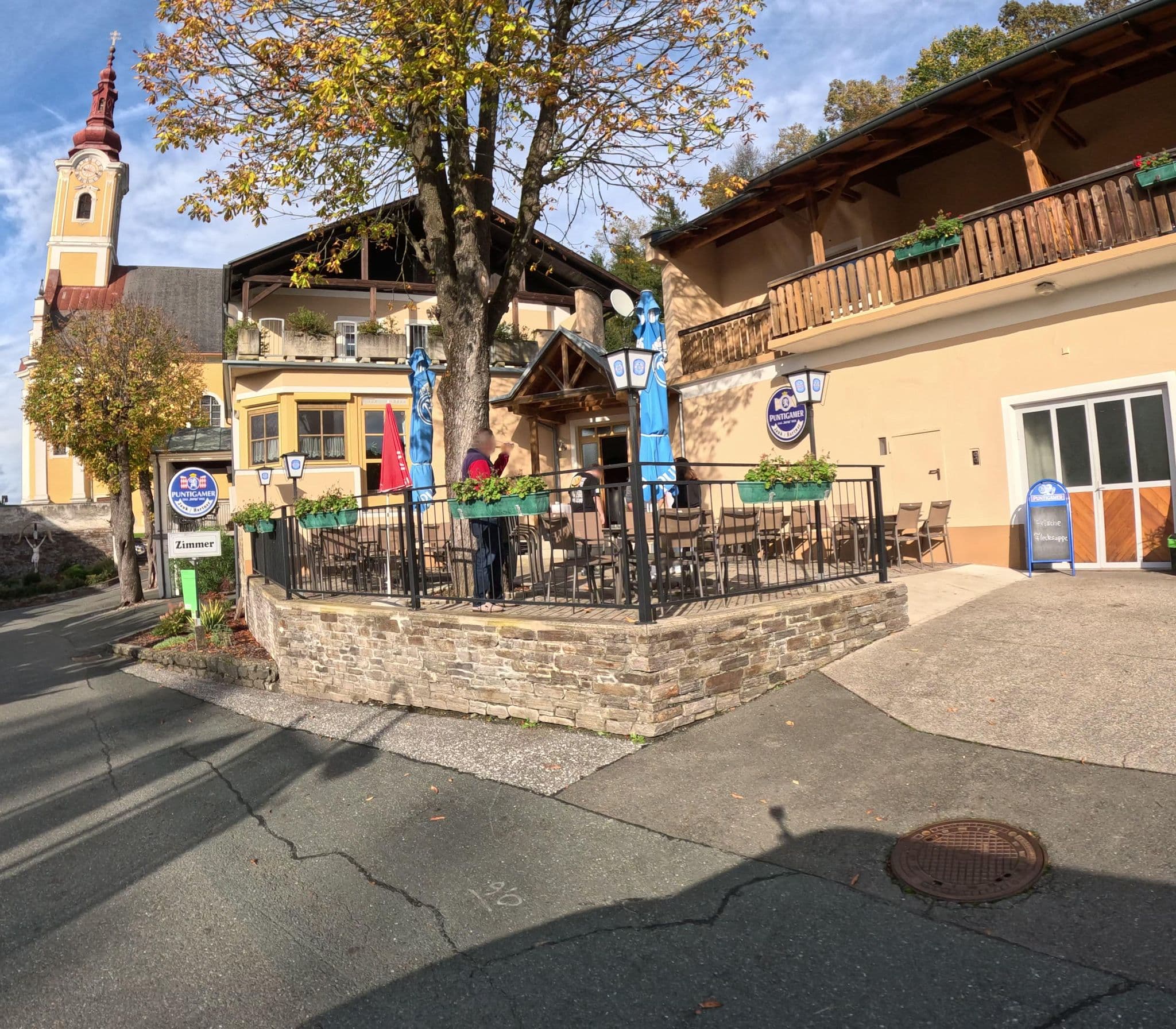 Street view near Gasthaus Jauk-Hartner Elisabeth, Gleinstätten — © djpixel (CC BY-SA · Mapillary)