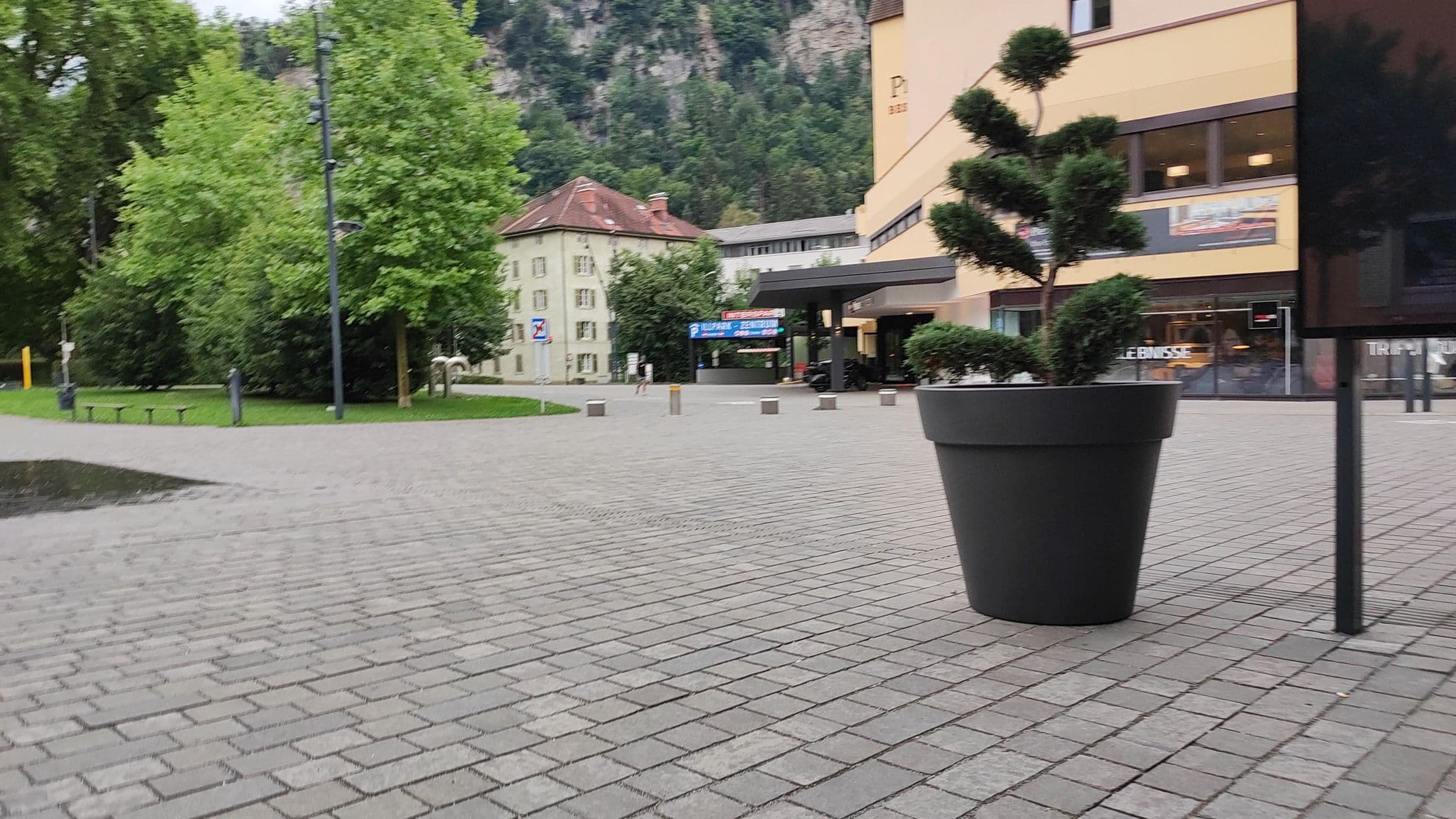 Street view near PST Hotelmanagement GmbH, Feldkirch — © msdess (CC BY-SA · Mapillary)