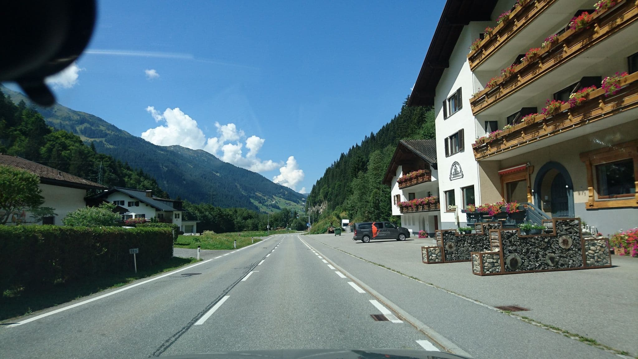 Street view near Günter Pfeifer, Gaschurn — © voschix (CC BY-SA · Mapillary)