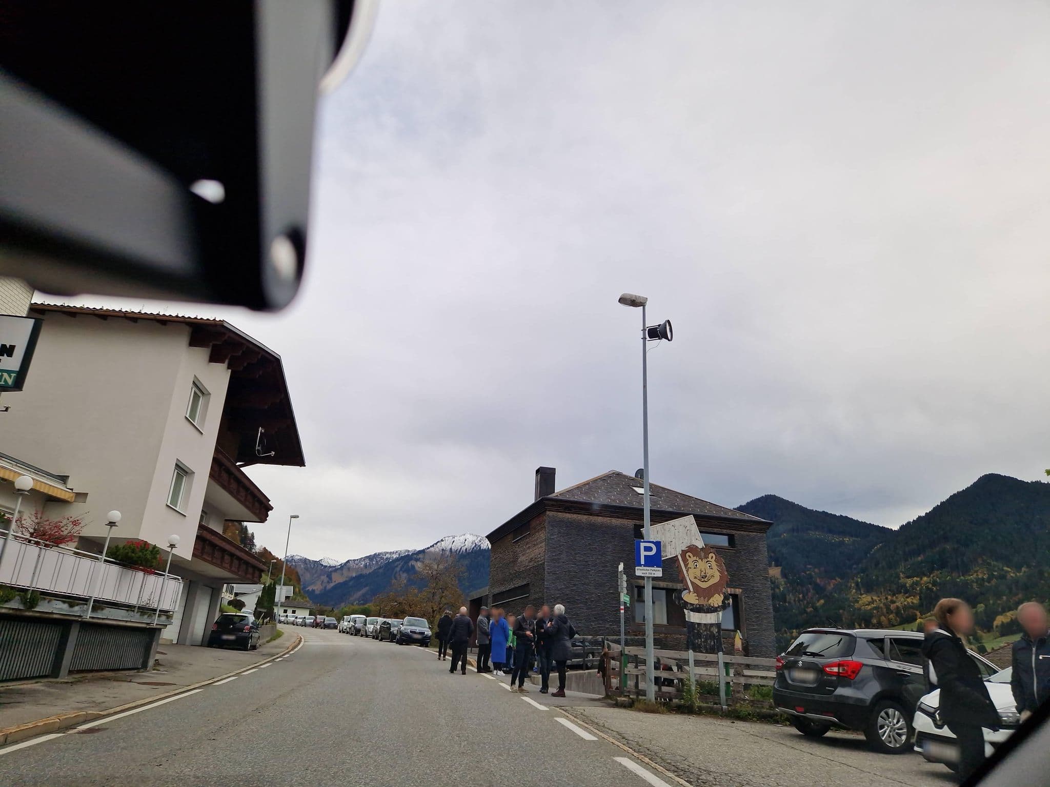 Street view near Gasthof Löwen, Batschuns — © mcliquid (CC BY-SA · Mapillary)