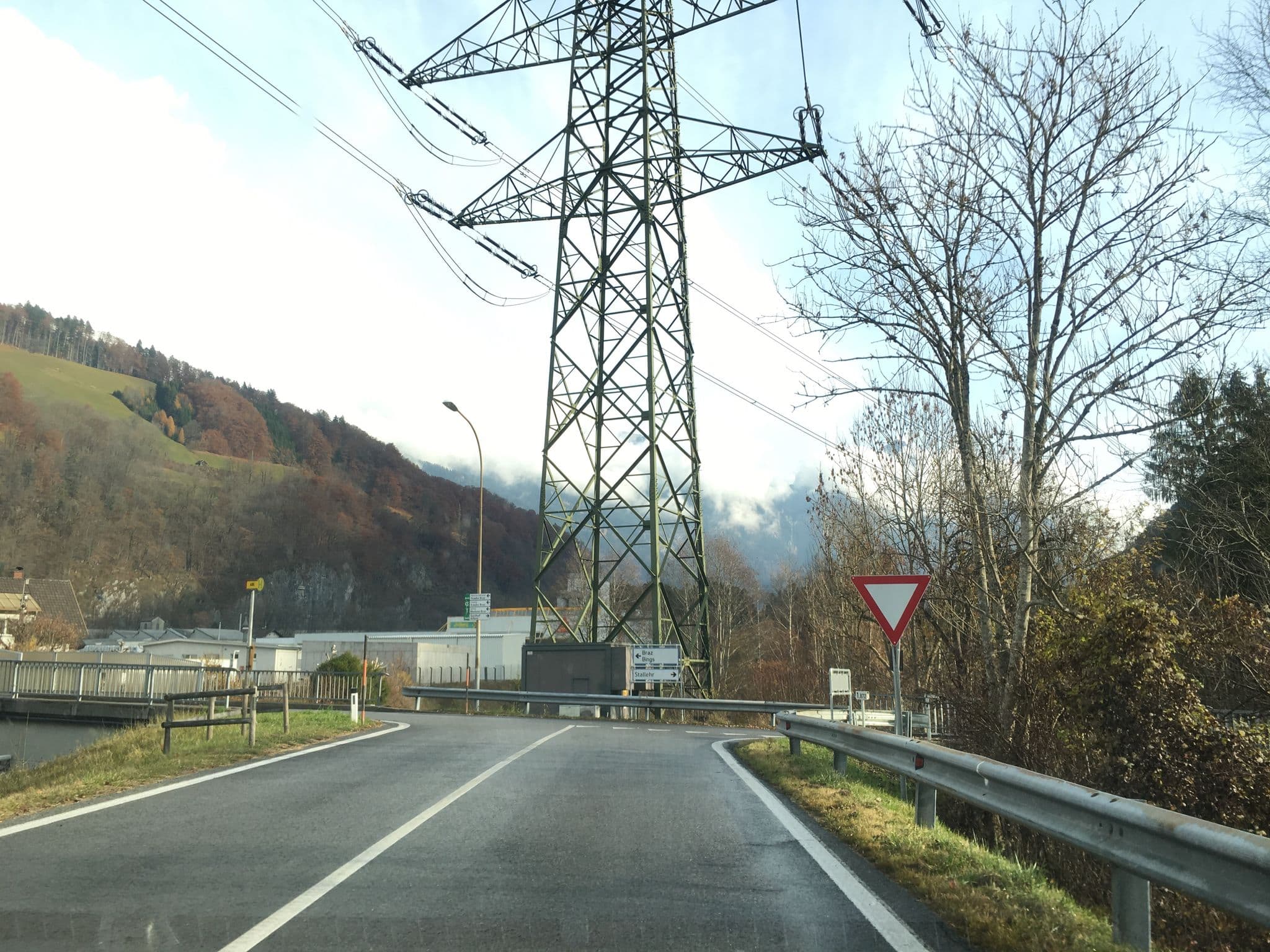 Street view near Bäckerei und Gasthaus Fuchs GmbH, Bludenz — © alferic (CC BY-SA · Mapillary)