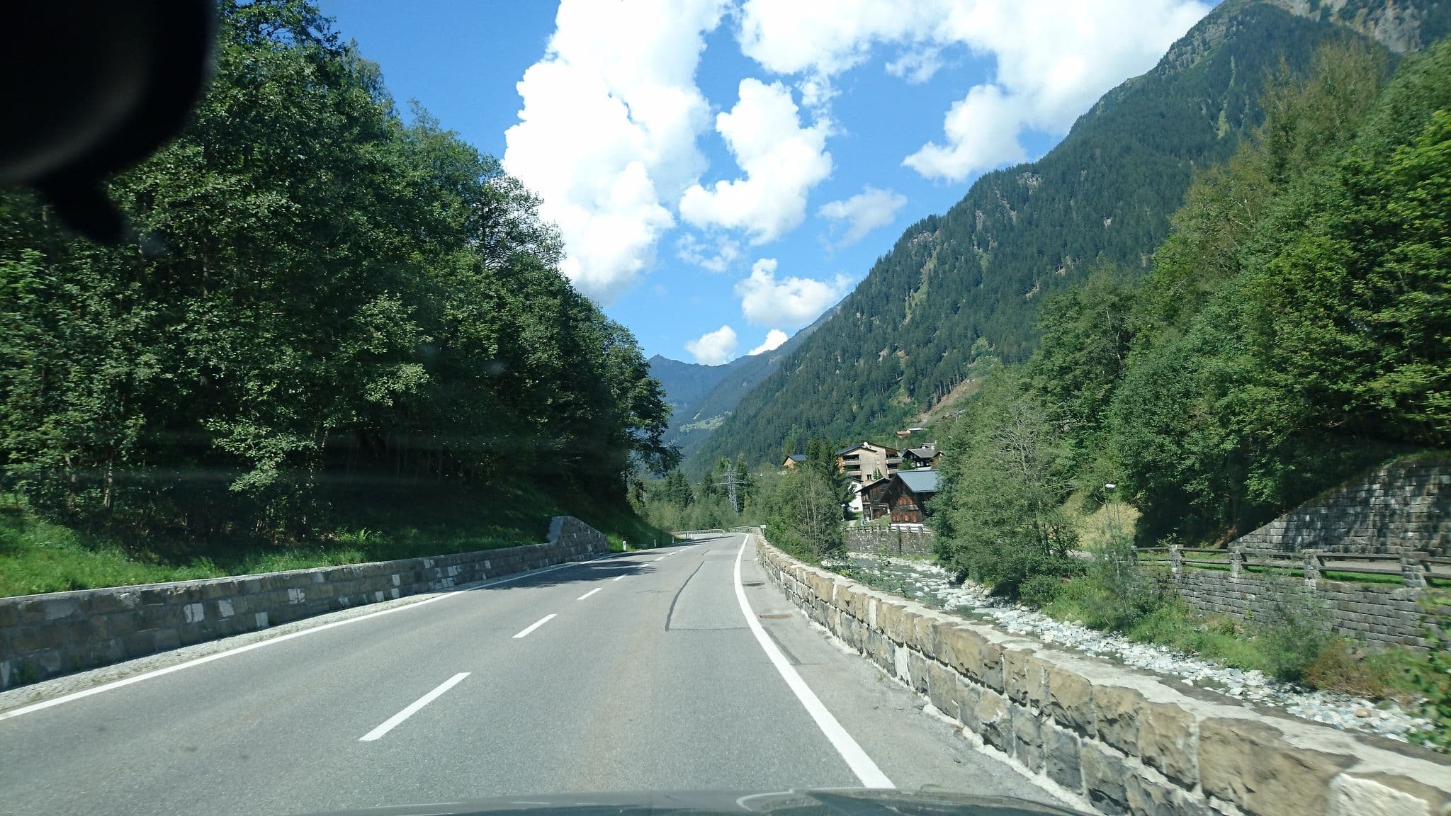 Street view near Irma Niedermeier Alpengasthaus Piz Buin - Bielerhöhe, Gaschurn — © voschix (CC BY-SA · Mapillary)