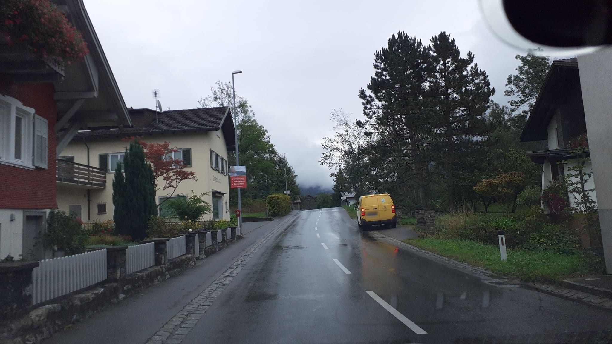 Street view near Lingg, Ausserbraz — © brokuli86 (CC BY-SA · Mapillary)