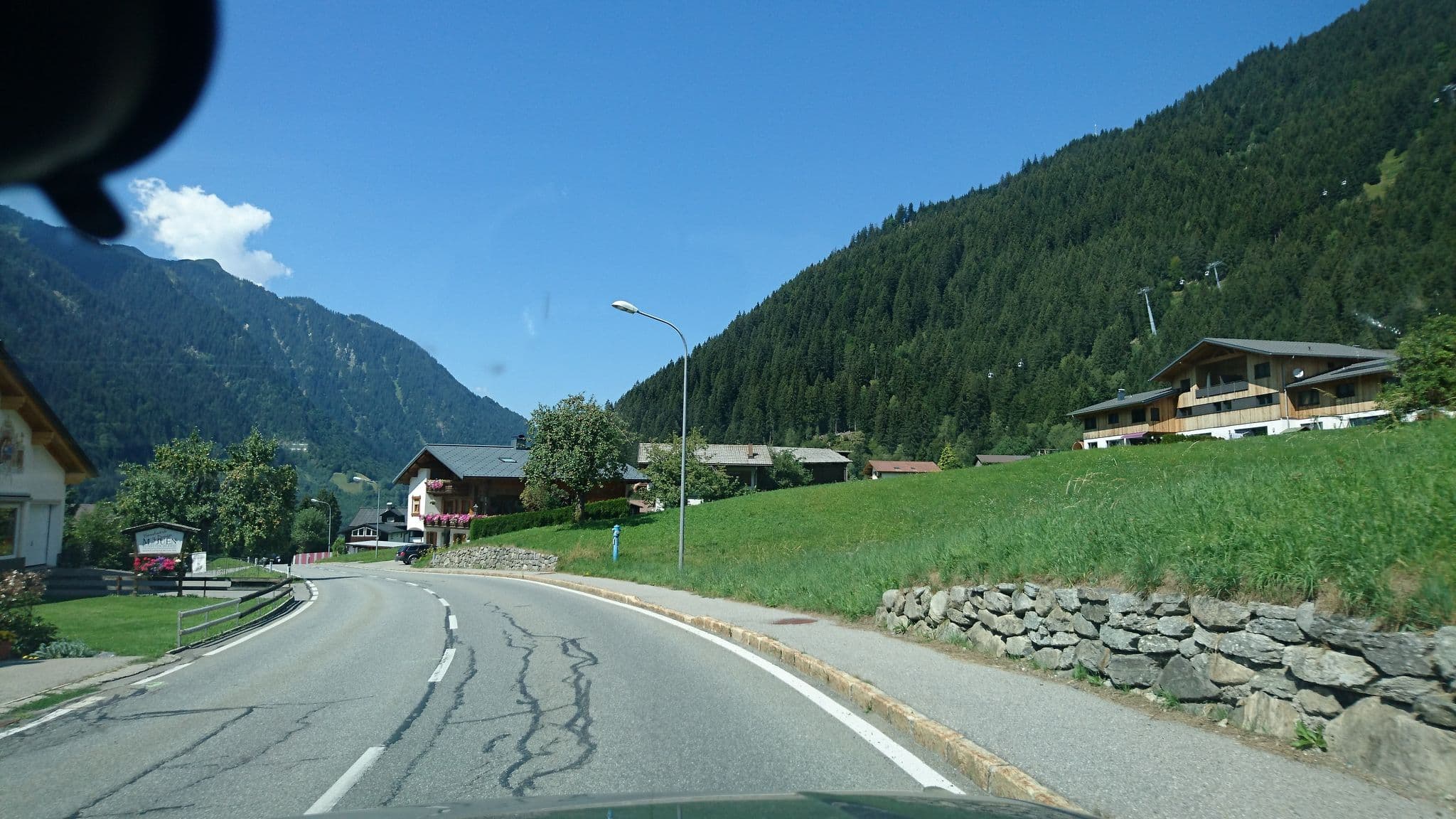 Street view near Gästehaus Elfriede Juen, Sankt Gallenkirch — © voschix (CC BY-SA · Mapillary)