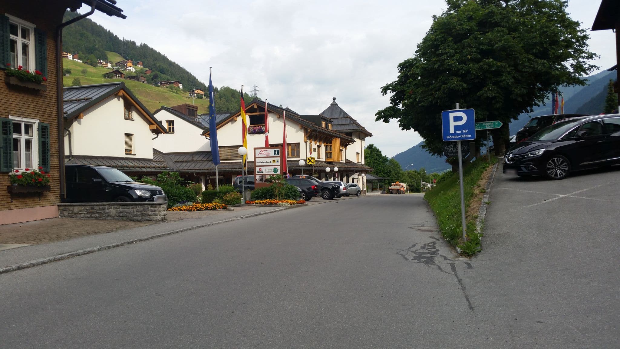 Street view near Grass GmbH, Gaschurn — © consens_verkehrsplanung (CC BY-SA · Mapillary)