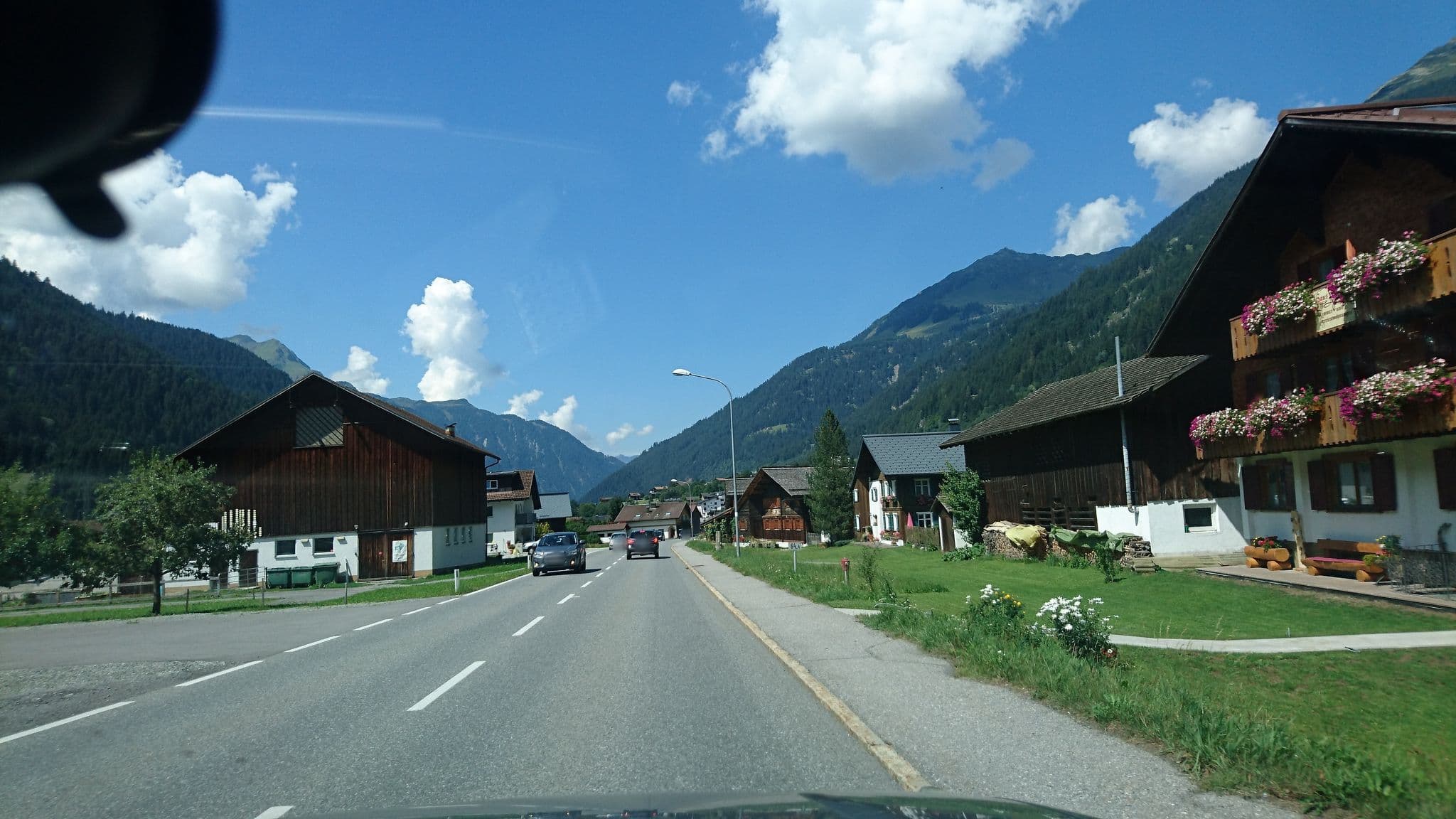 Street view near Haus Alme - Netzer Irmtraud, Gaschurn — © voschix (CC BY-SA · Mapillary)