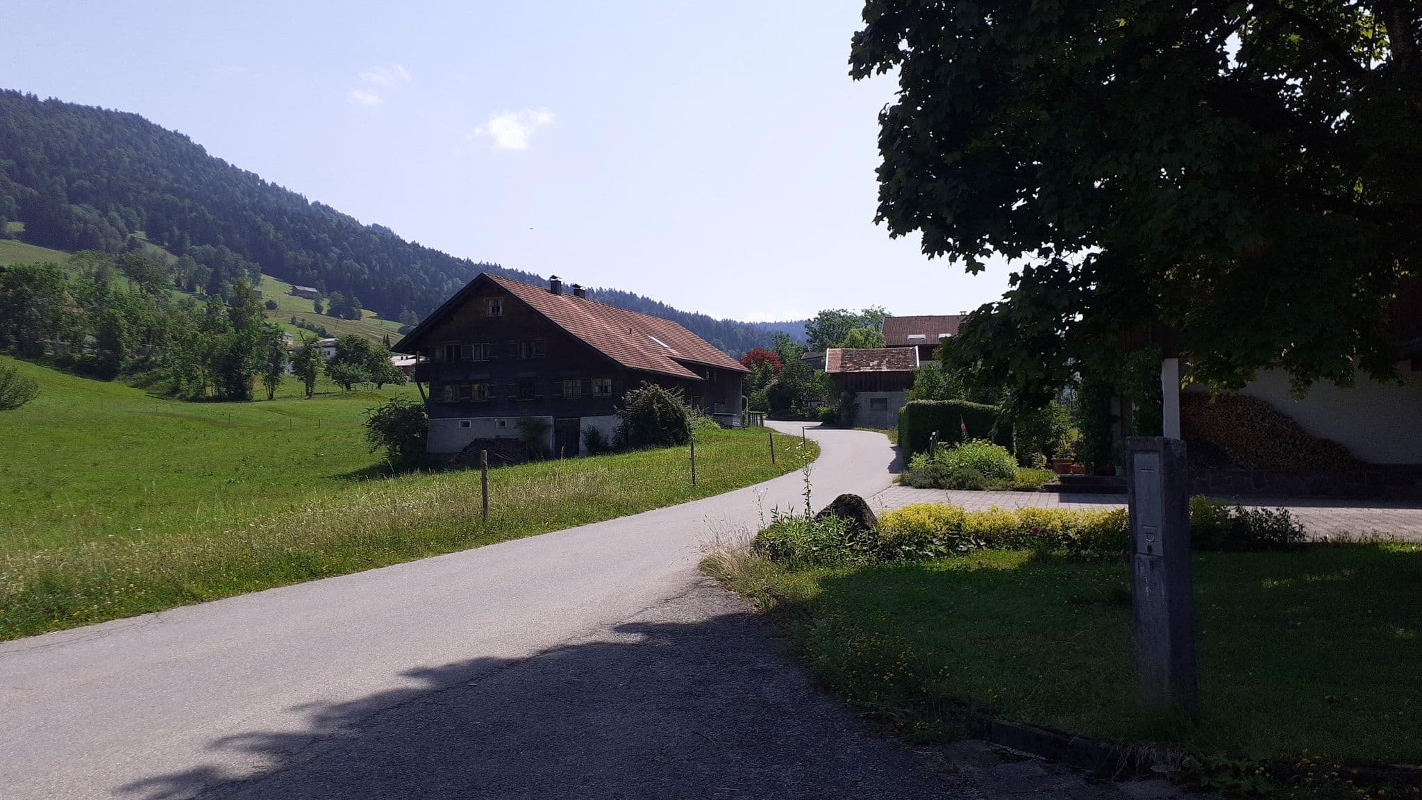 Street view near Pension Albrecht Leo und Hildegard Albrecht, Alberschwende — © brokuli86 (CC BY-SA · Mapillary)