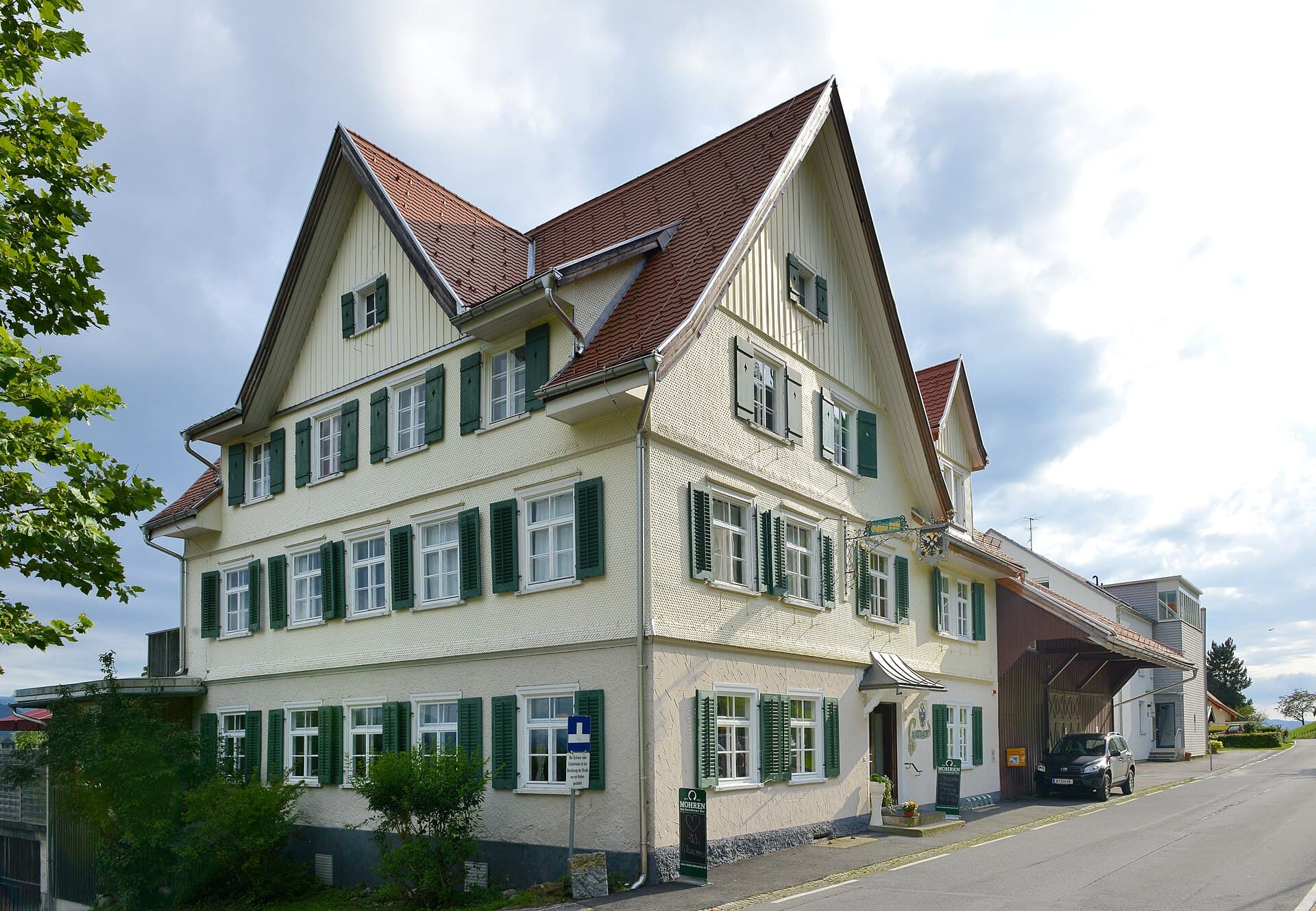 Gasthof Adler (via Wikimedia Commons, CC BY-SA 3.0 at)