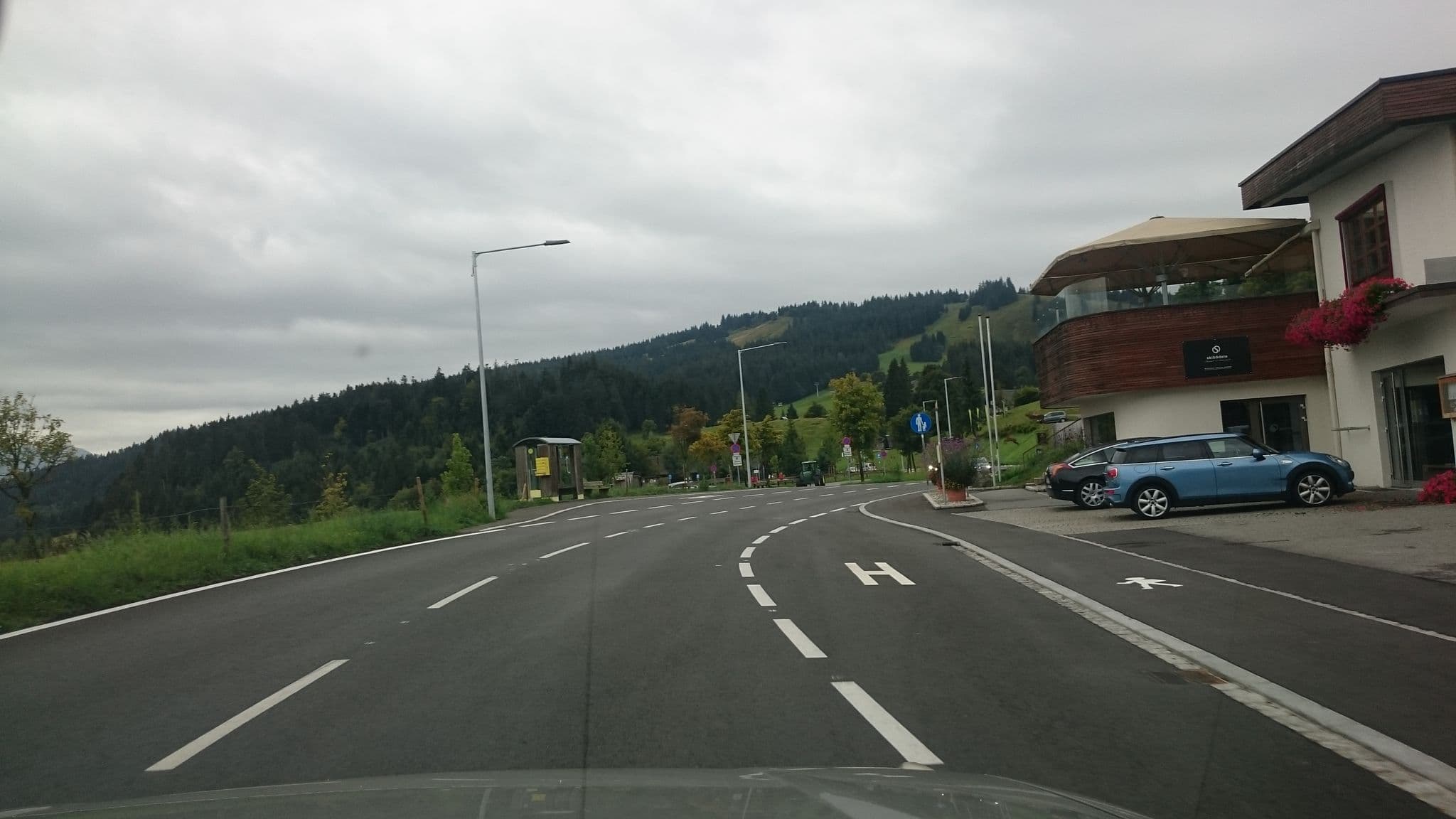 Street view near Lankhütte am Bödele, Schwarzenberg — © voschix (CC BY-SA · Mapillary)