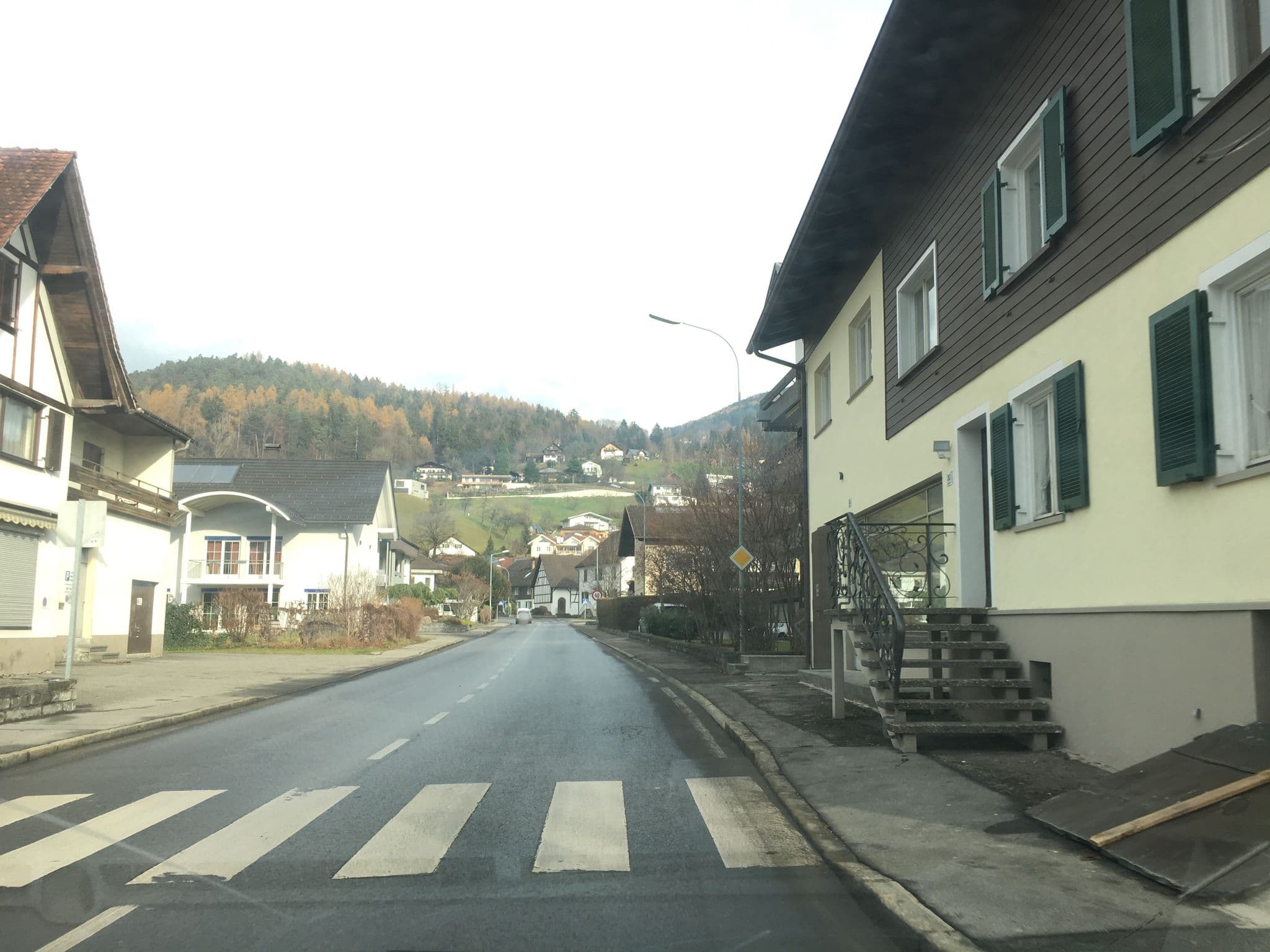 Street view near Gasthaus Frühlingsgarten, Röthis — © alferic (CC BY-SA · Mapillary)