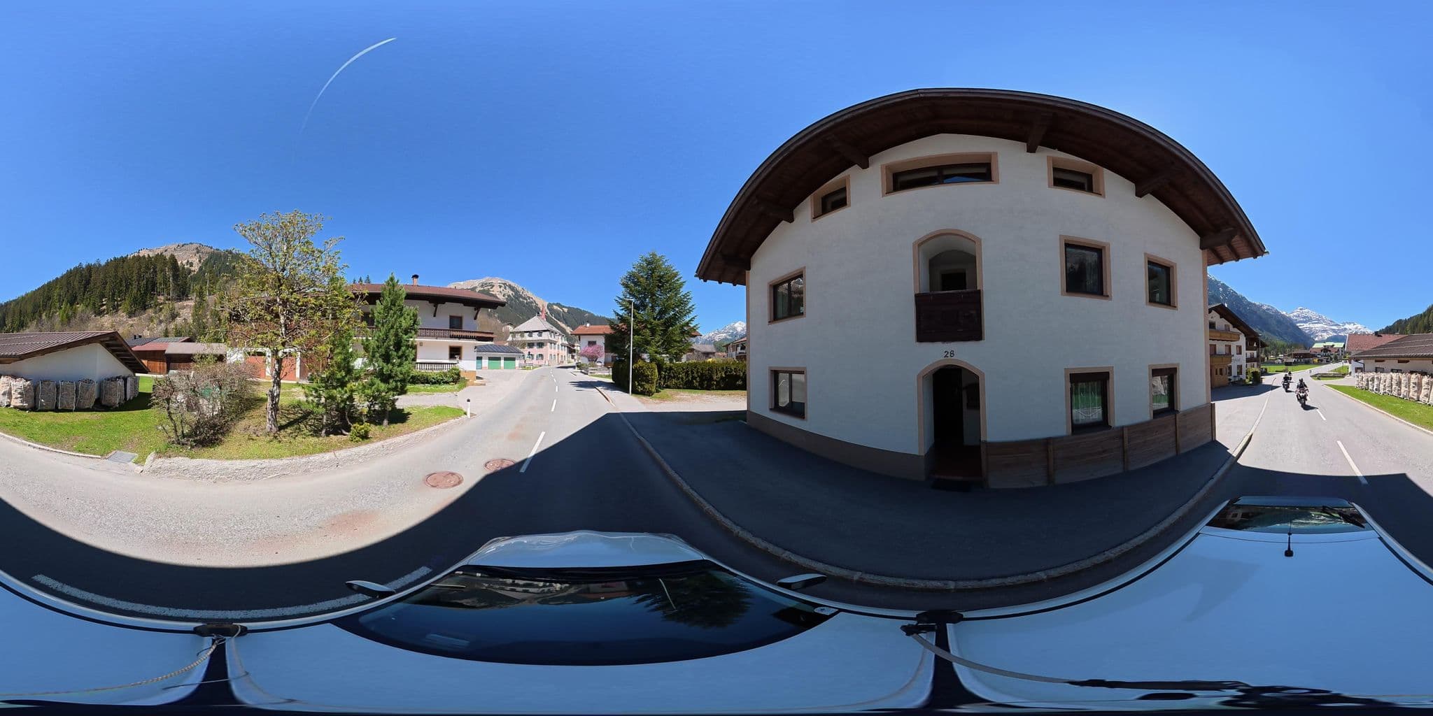 Street view near Fremdenheim Fichtenhof, Pettneu — © osmplus_org (CC BY-SA · Mapillary)