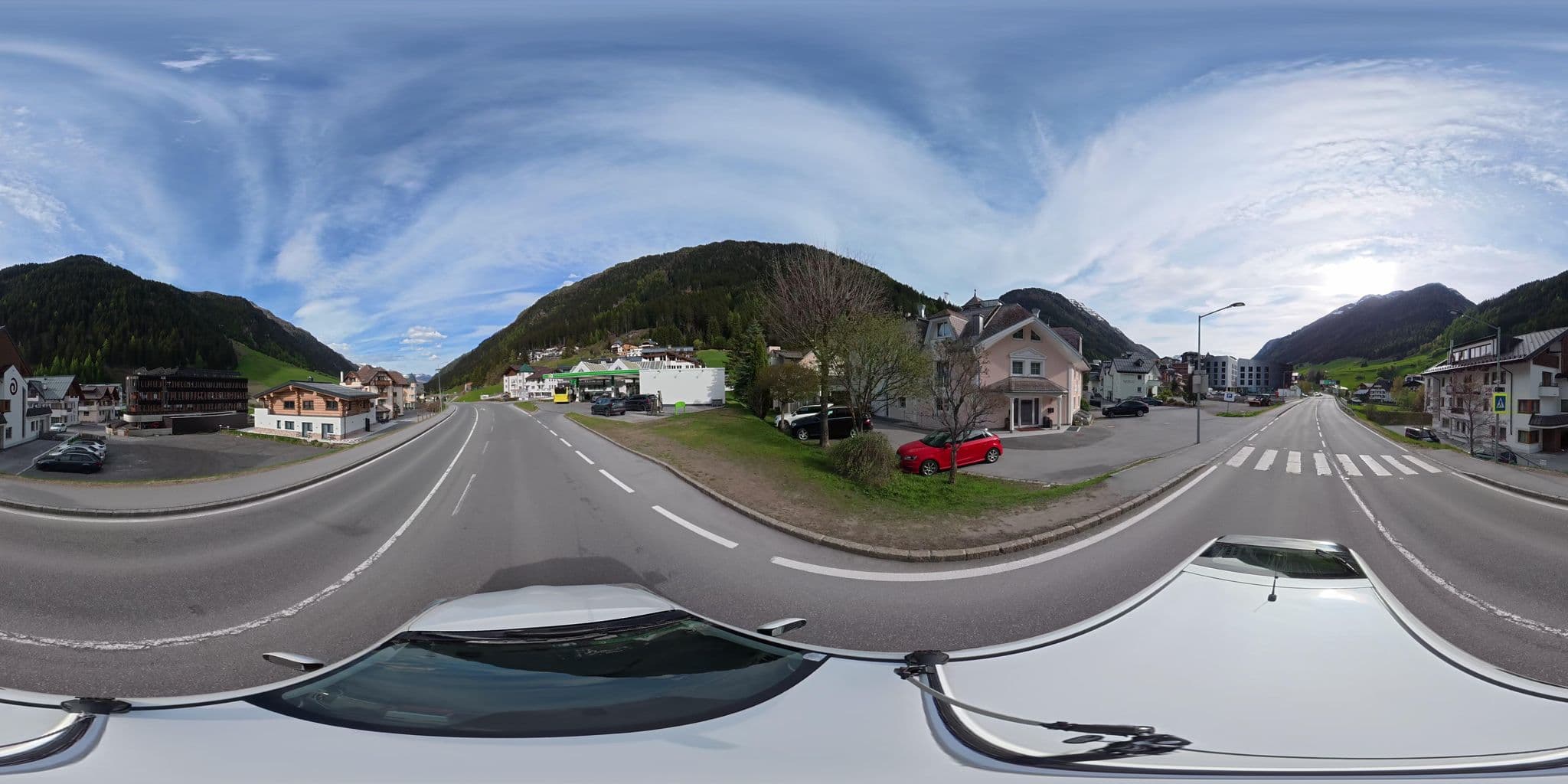 Street view near Grütter Luxery Apartments, Ischgl — © osmplus_org (CC BY-SA · Mapillary)