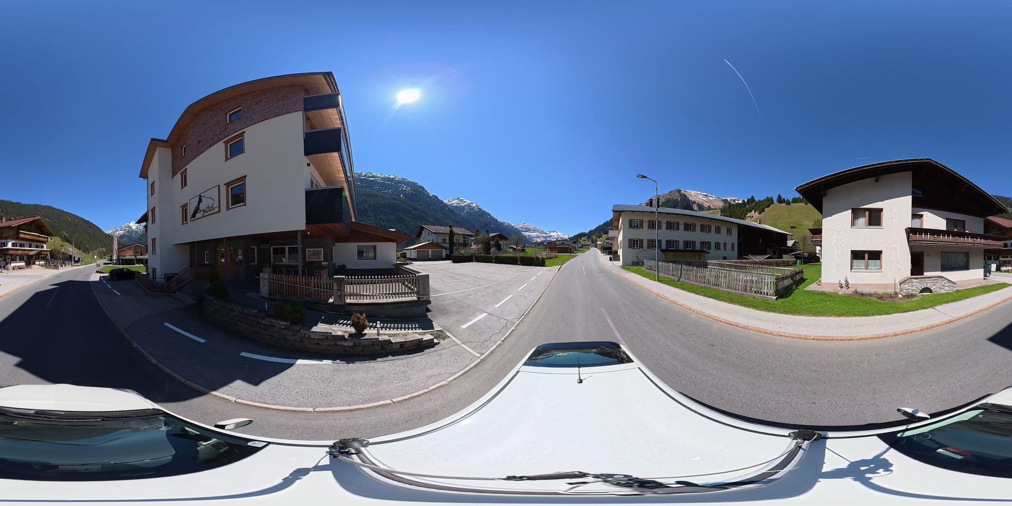 Street view near Room 102, Pettneu — © osmplus_org (CC BY-SA · Mapillary)