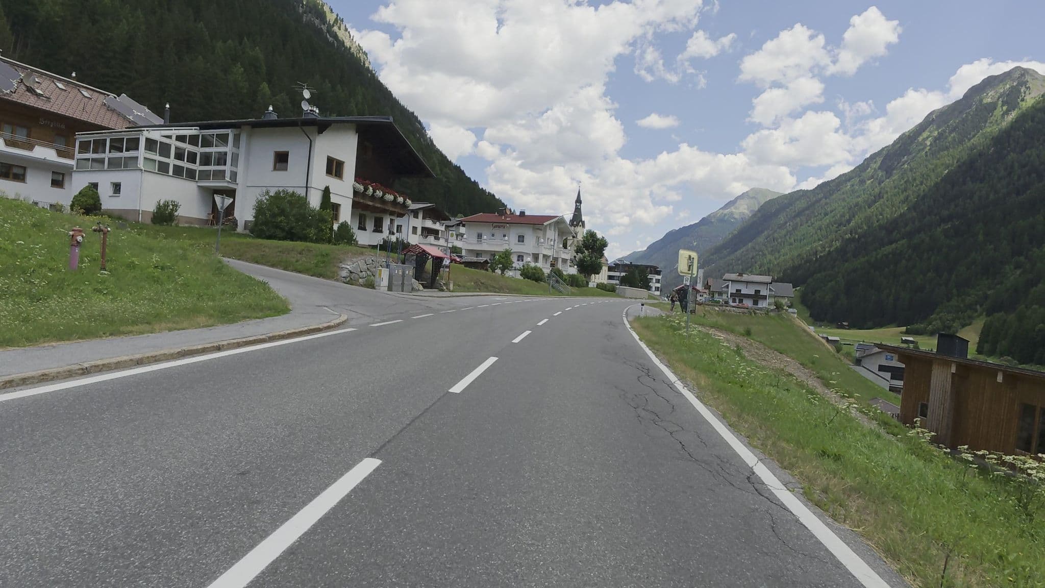 Street view near Haus Aurora, Ischgl — © Guzzi_Franze (CC BY-SA · Mapillary)