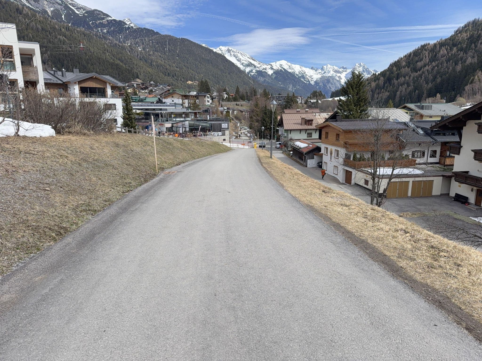 Street view near Haus Kurt Ebner, St Anton am Arlberg — © RSTQ (CC BY-SA · Mapillary)