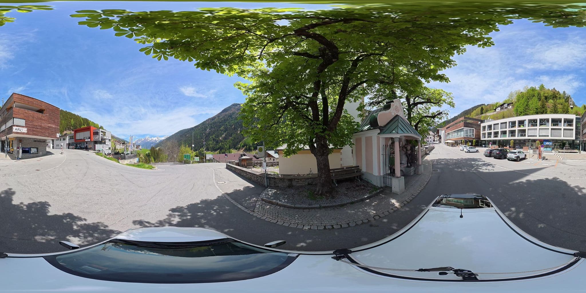 Street view near Hotel Garni Pezza-Nova, Kappl — © osmplus_org (CC BY-SA · Mapillary)