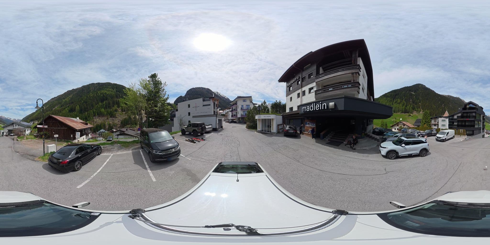 Street view near Hotel Alpenrose, Ischgl — © osmplus_org (CC BY-SA · Mapillary)